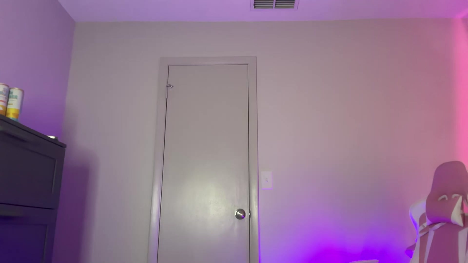 Gallery image thumbnail from StellaRose's myfreecams stream on, 04/26/2025, 05:15 image 5 of 20