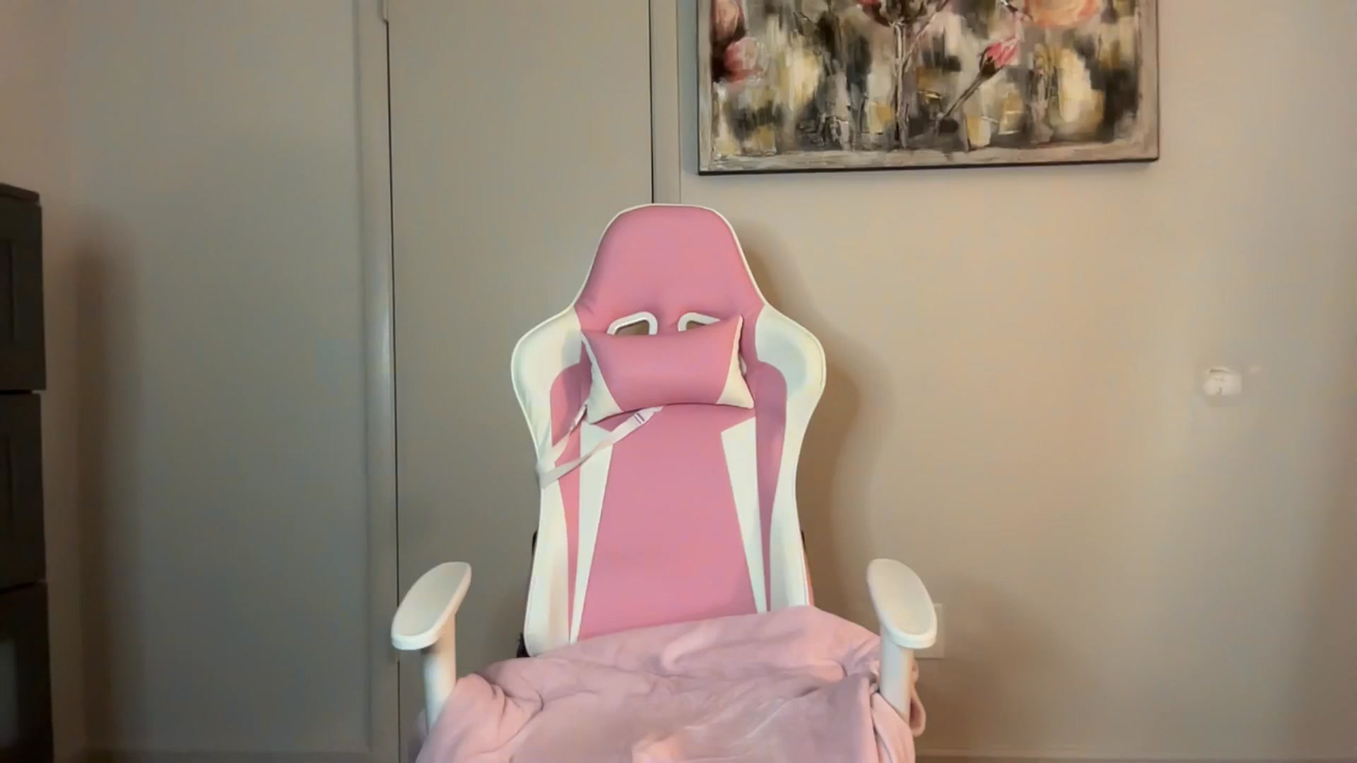 Gallery image thumbnail from StellaRose's myfreecams stream on, 05/27/2025, 03:40 image 18 of 20