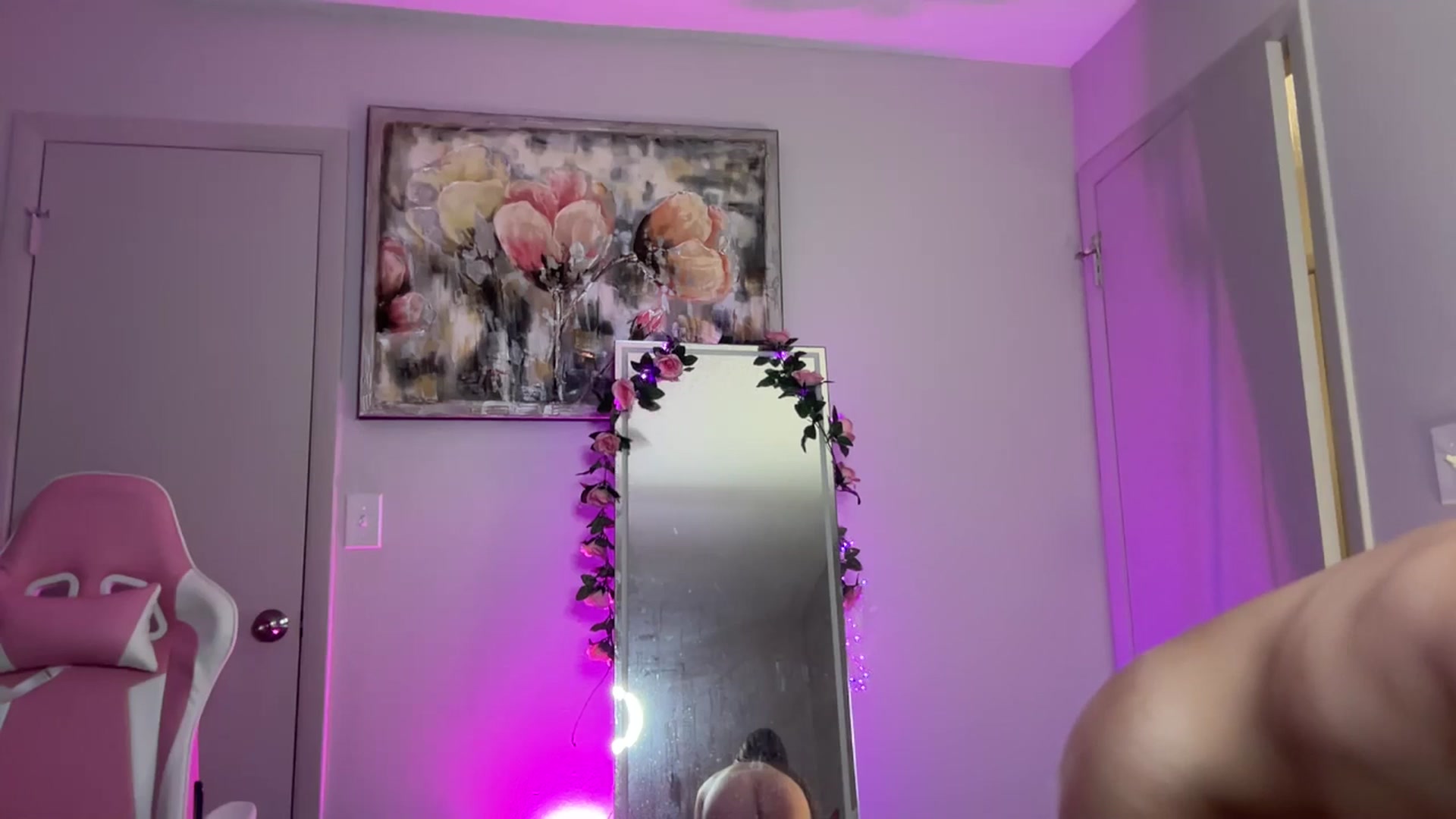 Gallery image thumbnail from StellaRose's myfreecams stream on, 08/06/2025, 05:04 image 20 of 20