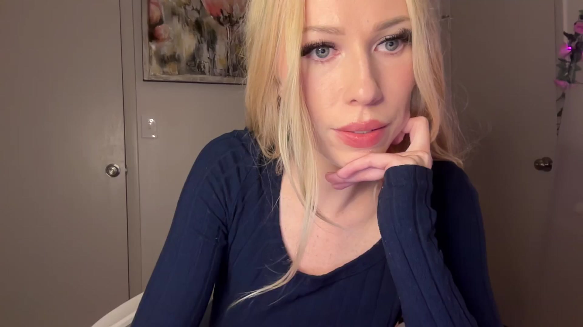 Gallery image thumbnail from StellaRose's myfreecams stream on, 10/07/2025, 03:12 image 1 of 20