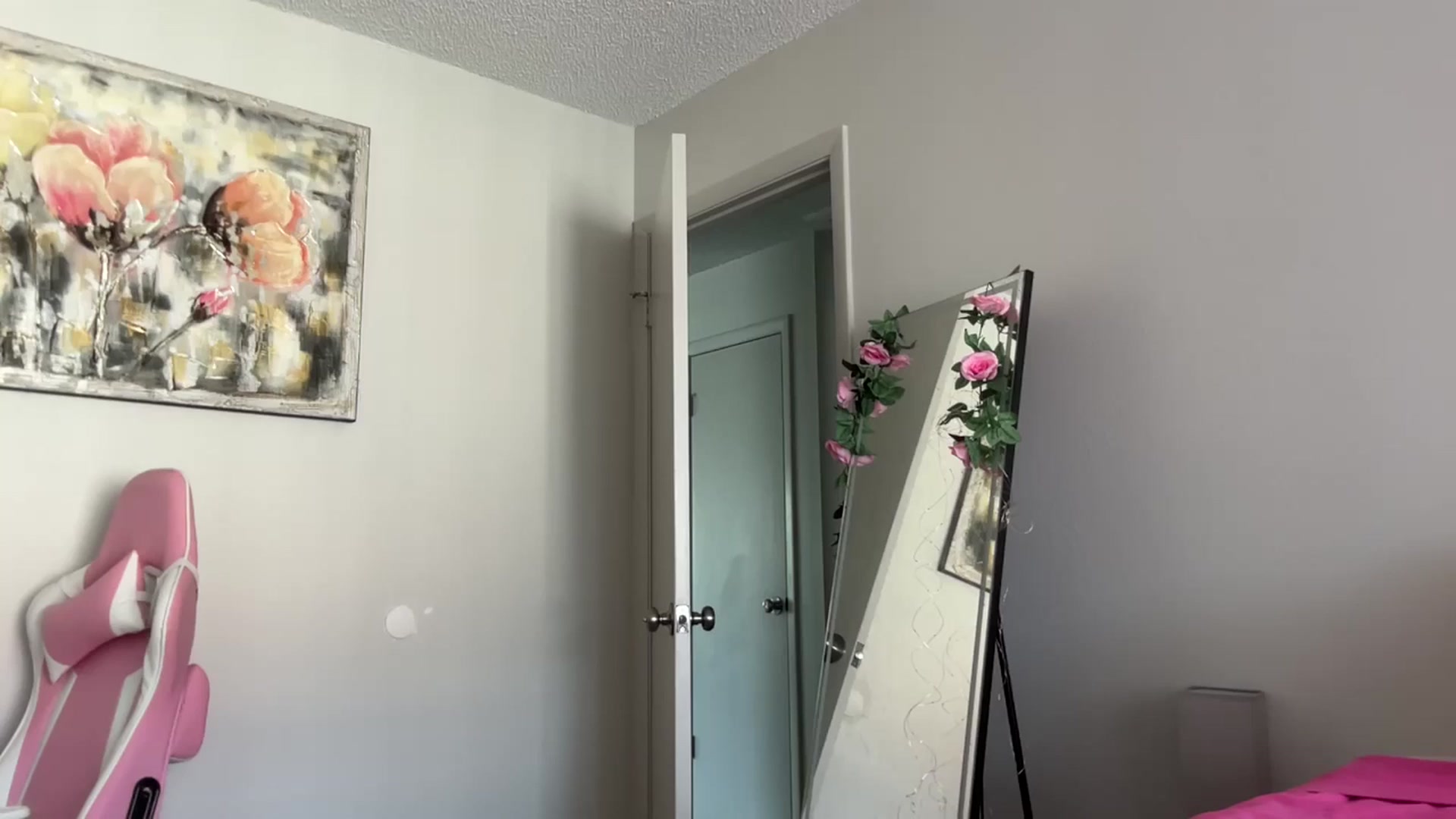 Gallery image thumbnail from StellaRose's myfreecams stream on, 10/09/2025, 17:39 image 8 of 20