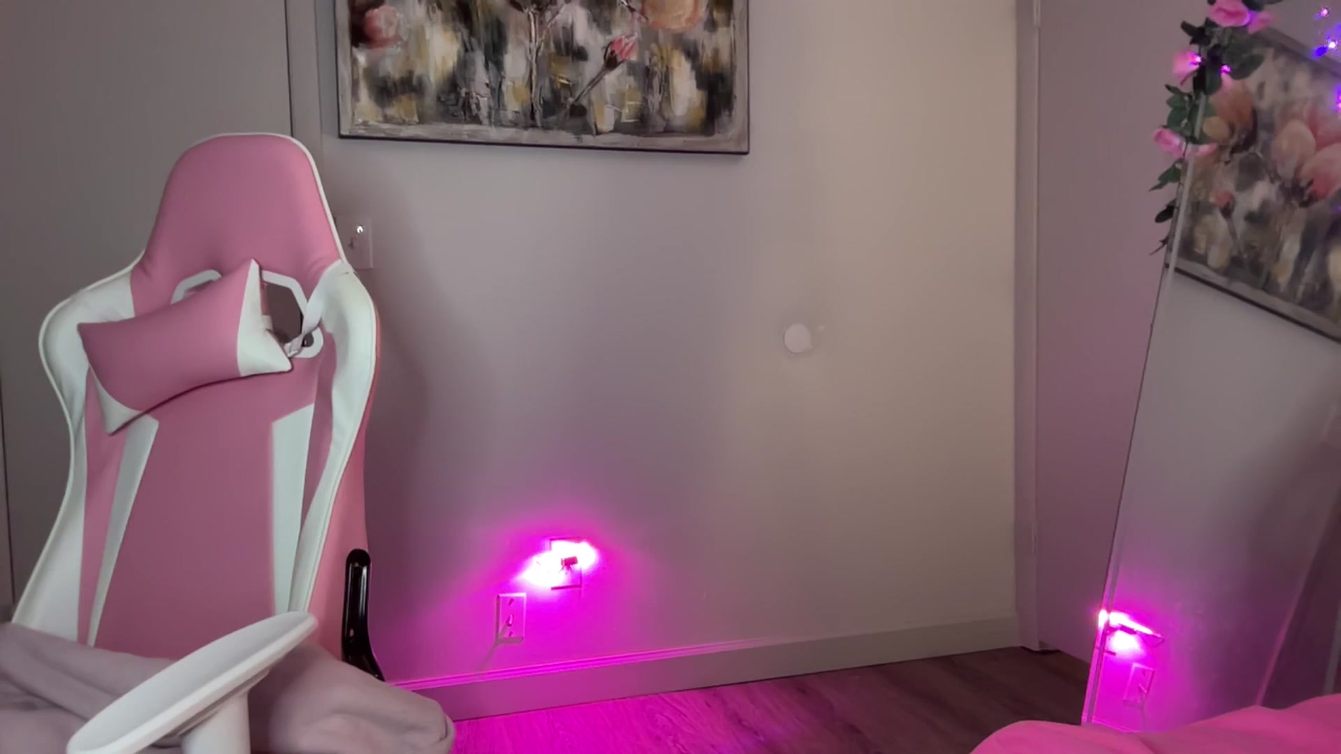 Gallery image thumbnail from StellaRose's myfreecams stream on, 10/13/2025, 04:41 image 10 of 20