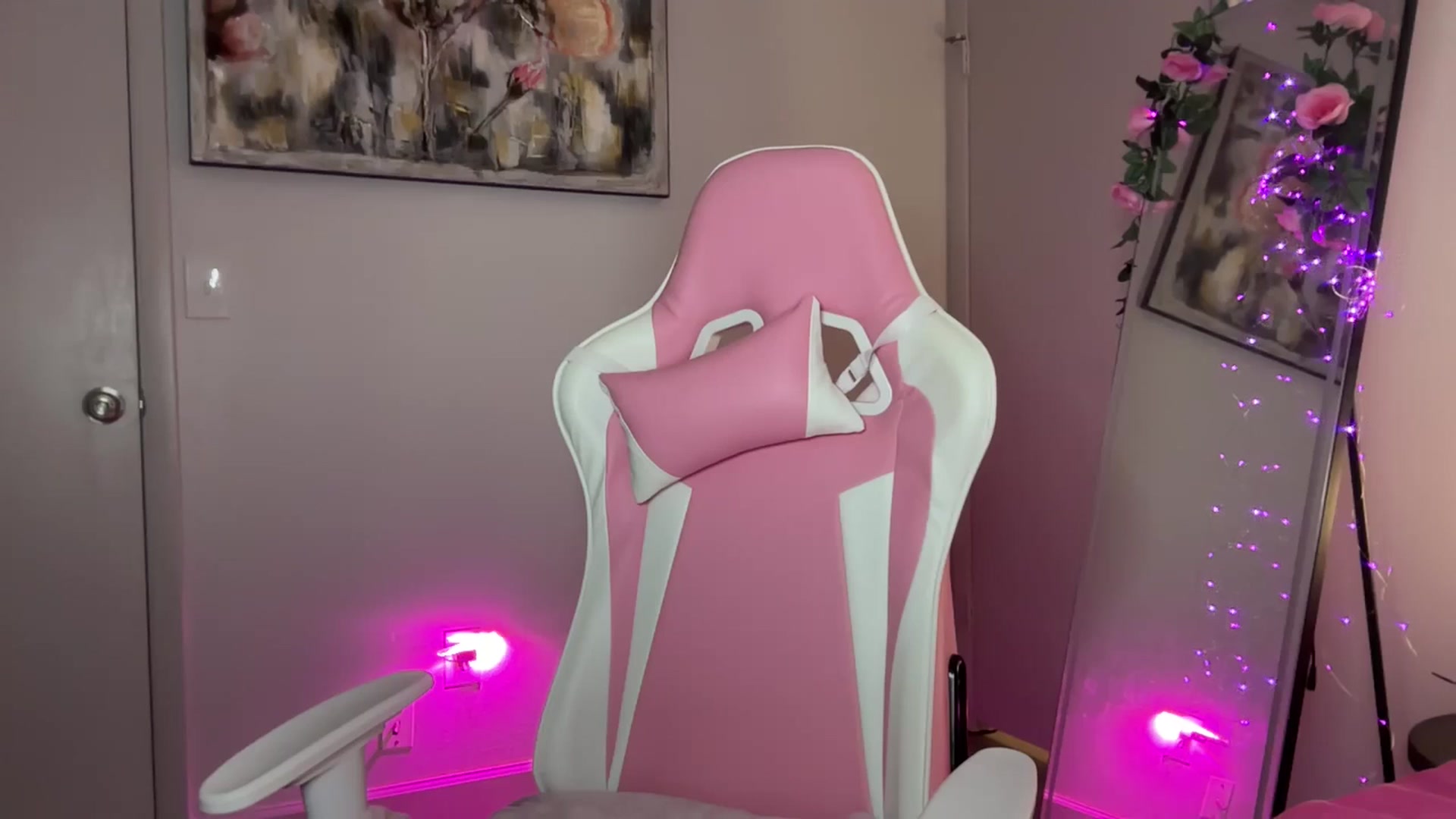 Gallery image thumbnail from StellaRose's myfreecams stream on, 10/16/2025, 03:32 image 18 of 20