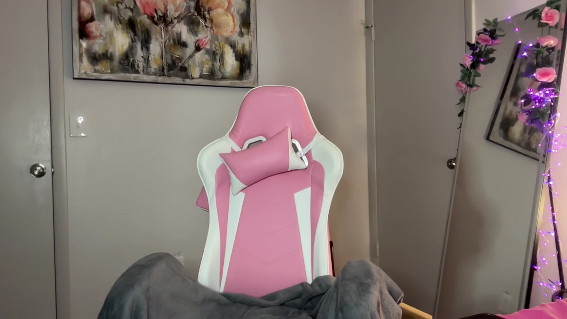 Gallery image thumbnail from StellaRose's myfreecams stream on, 11/11/2025, 05:26 image 17 of 20