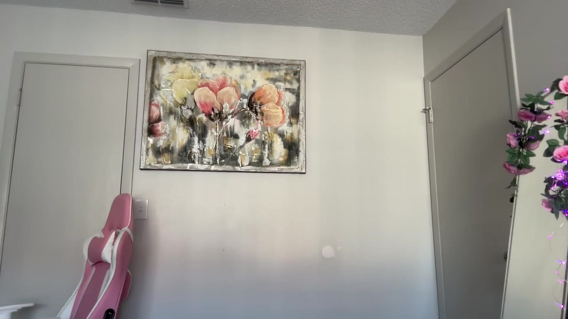 Gallery image thumbnail from StellaRose's myfreecams stream on, 11/17/2025, 21:18 image 9 of 20