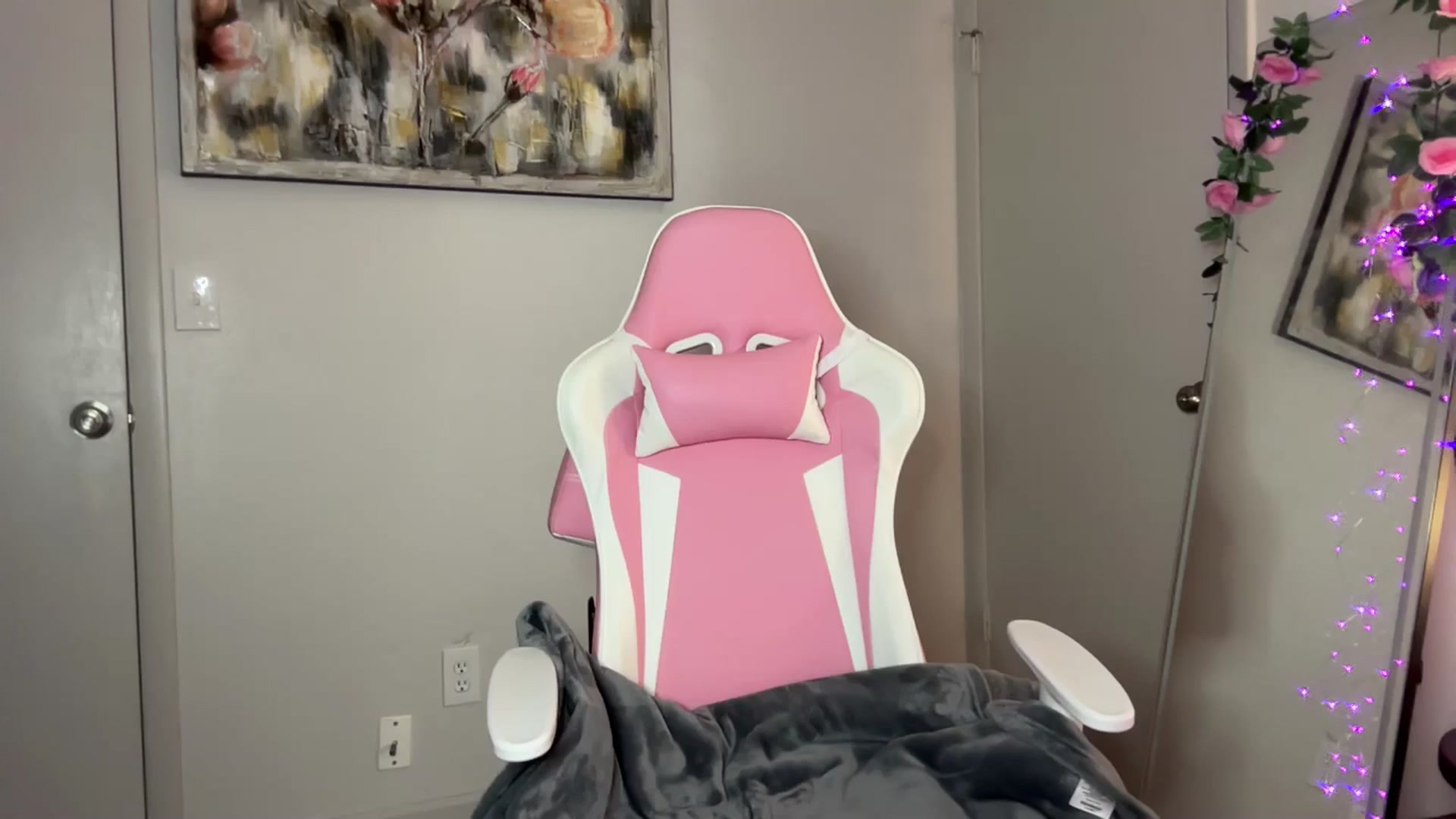 Gallery image thumbnail from StellaRose's myfreecams stream on, 12/03/2025, 01:26 image 14 of 20