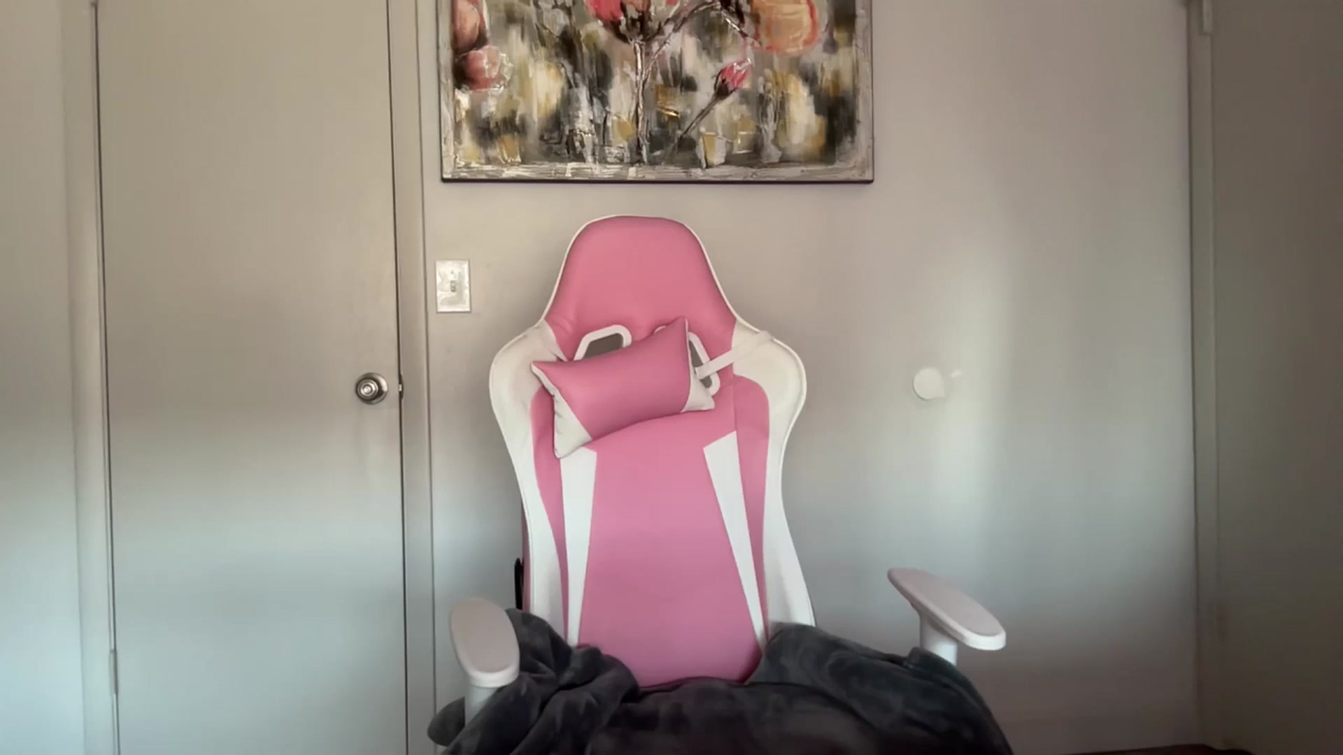 Gallery image thumbnail from StellaRose's myfreecams stream on, 01/02/2026, 22:21 image 17 of 20