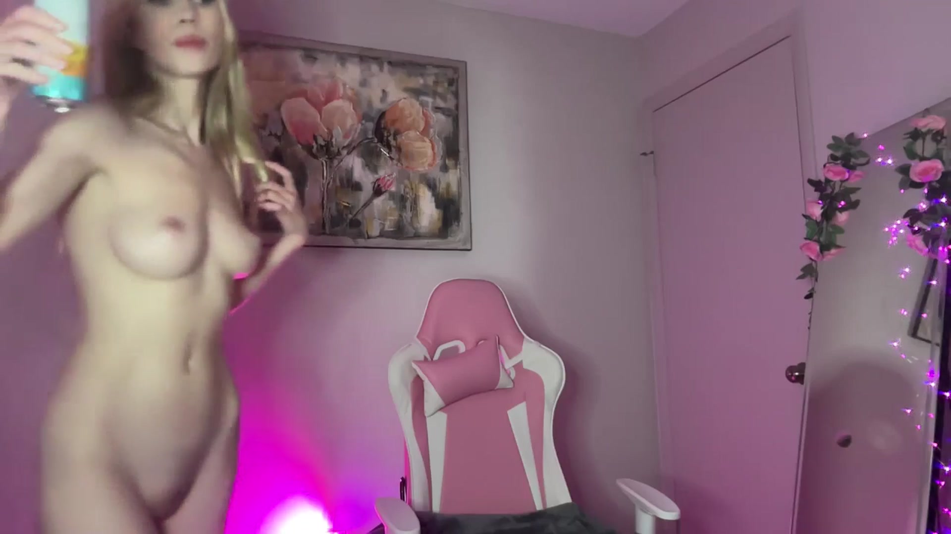 Gallery image thumbnail from StellaRose's myfreecams stream on, 01/07/2026, 07:02 image 13 of 20