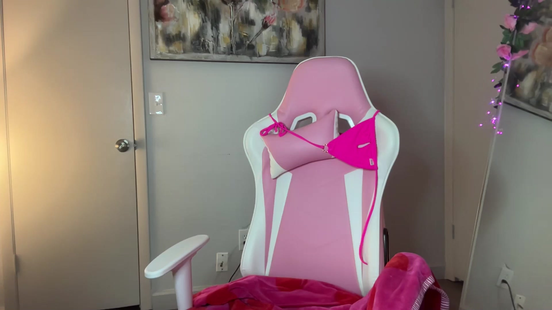Gallery image thumbnail from StellaRose's myfreecams stream on, 02/01/2026, 04:03 image 10 of 20