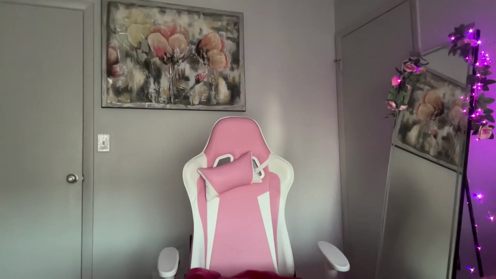Gallery image thumbnail from StellaRose's myfreecams stream on, 02/03/2026, 24:03 image 5 of 20