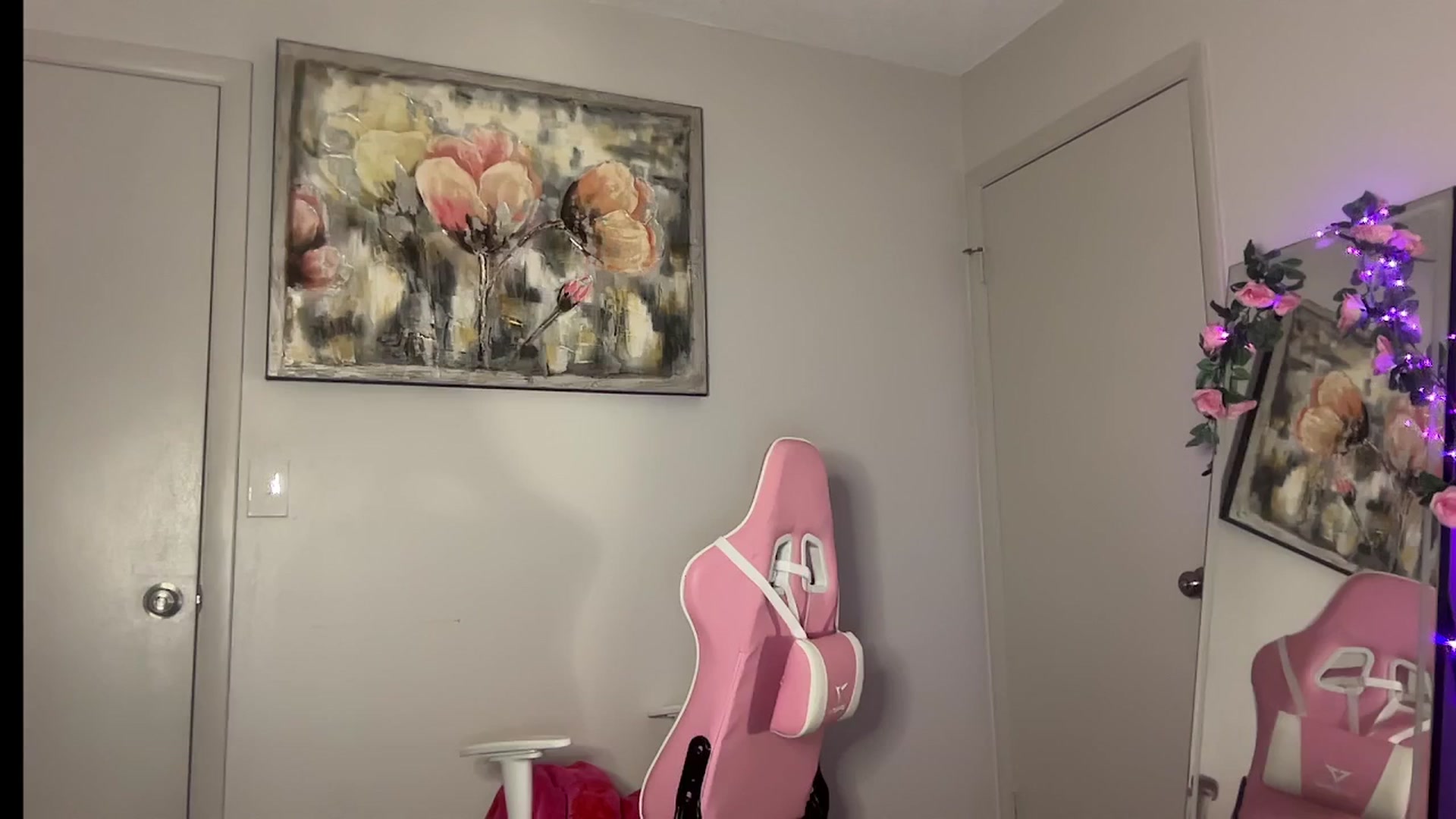 Gallery image thumbnail from StellaRose's myfreecams stream on, 02/17/2026, 02:30 image 5 of 20