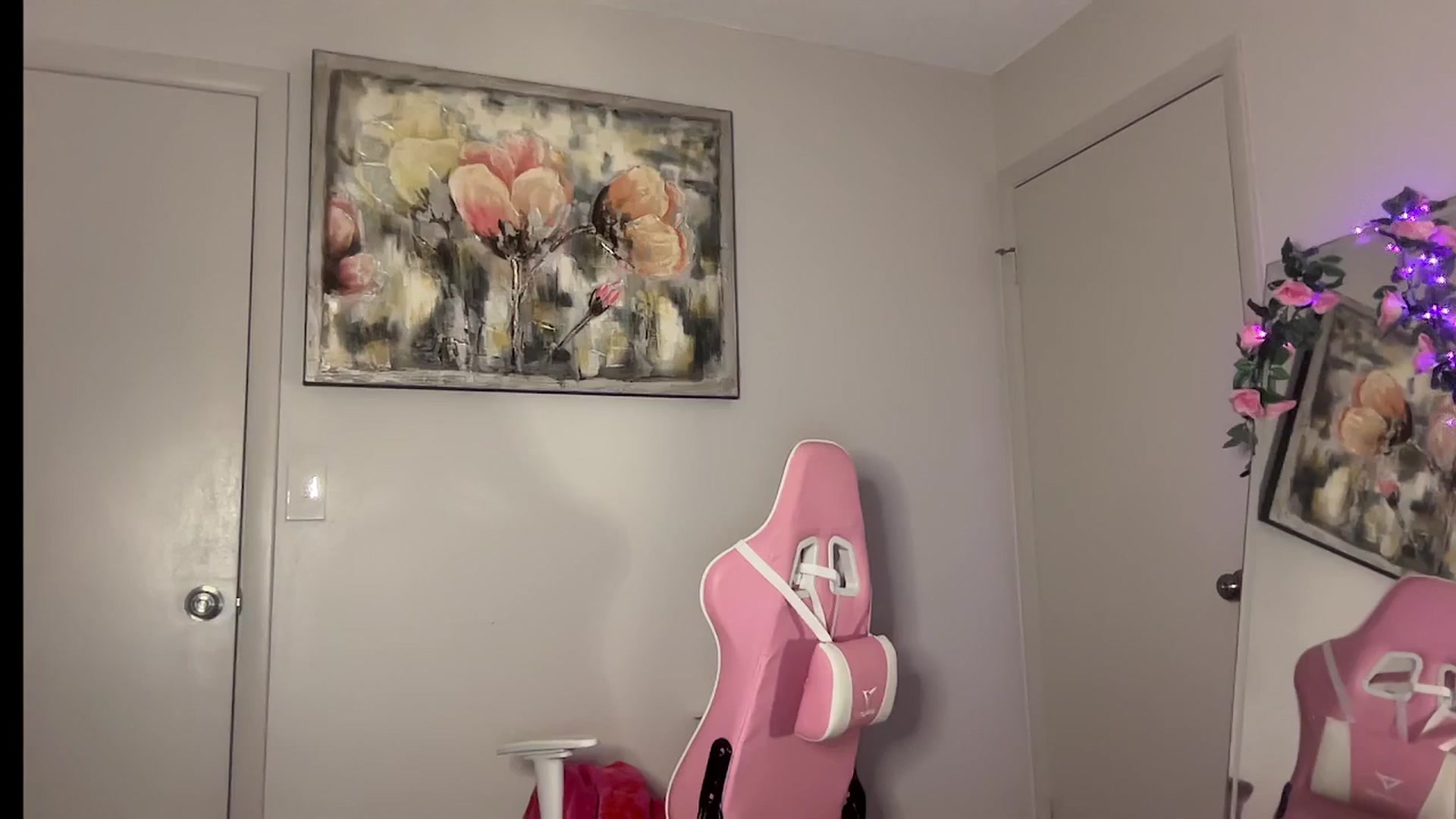 Gallery image thumbnail from StellaRose's myfreecams stream on, 02/17/2026, 02:30 image 7 of 20