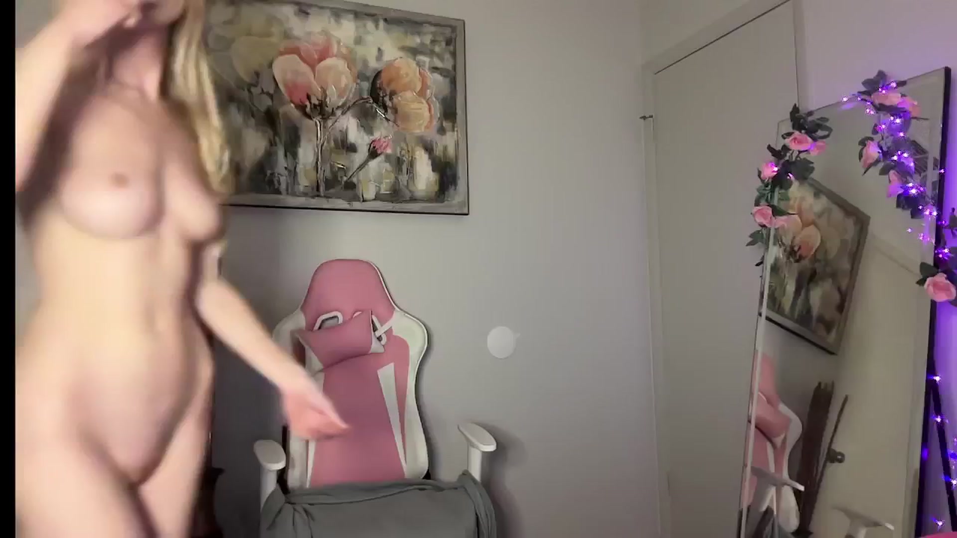 Gallery image thumbnail from StellaRose's myfreecams stream on, 02/24/2026, 05:22 image 17 of 20