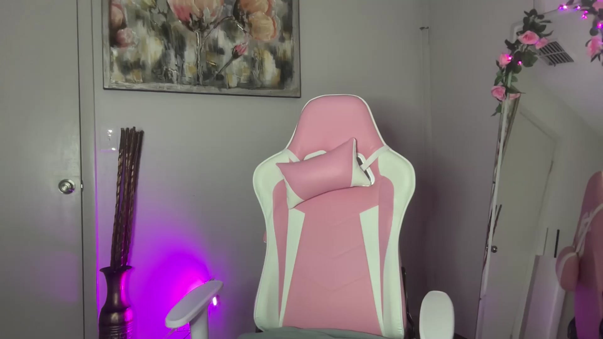 Gallery image thumbnail from StellaRose's myfreecams stream on, 03/04/2026, 02:00 image 15 of 20