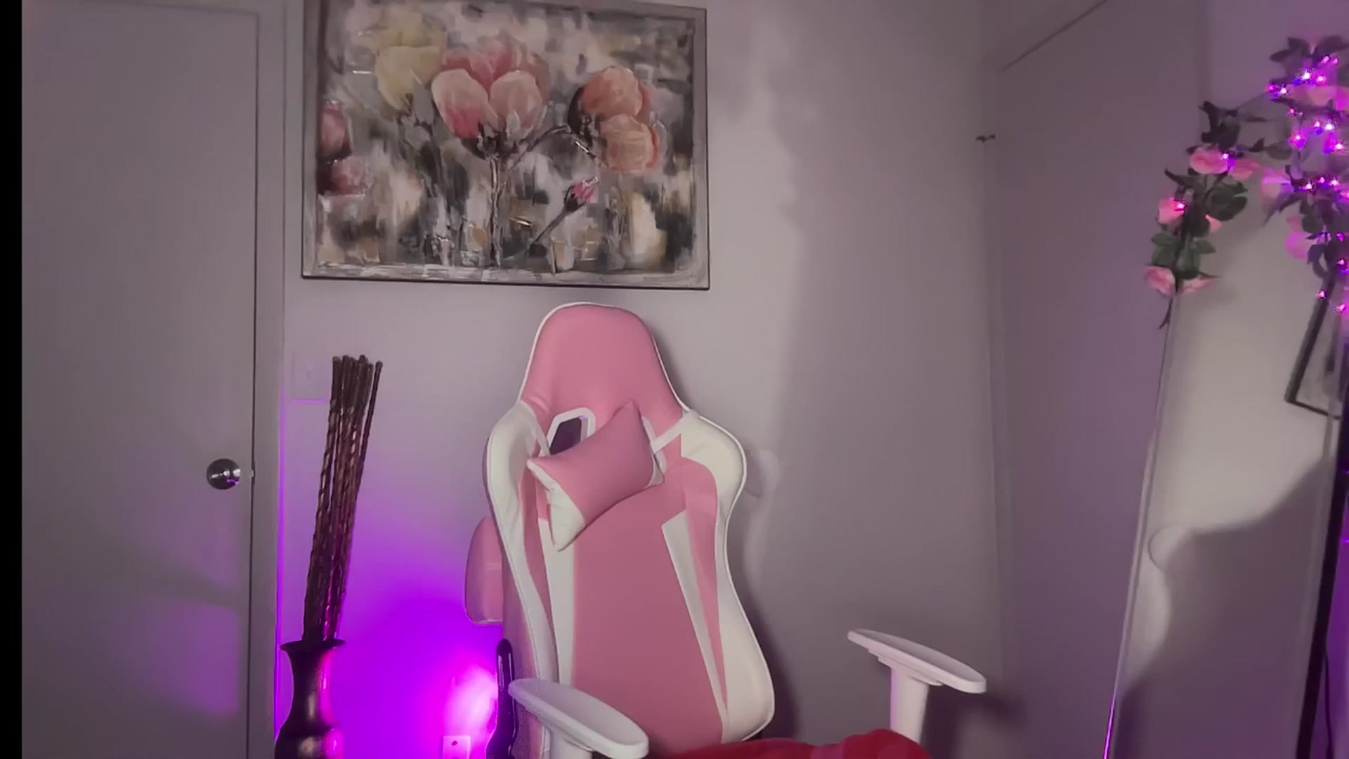 Gallery image thumbnail from StellaRose's myfreecams stream on, 03/10/2026, 02:08 image 9 of 20