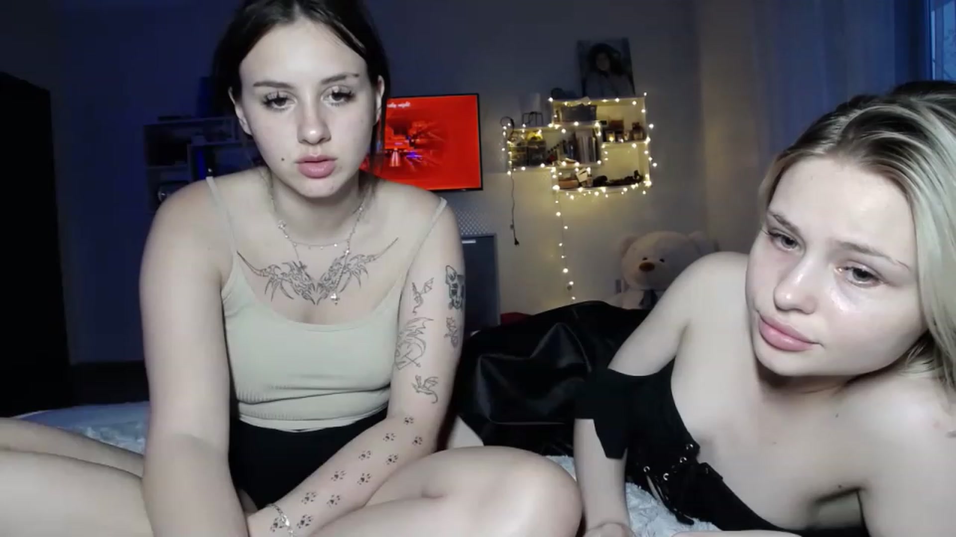 Gallery image thumbnail from StellaSol's myfreecams stream on, 07/06/2023, 18:23 image 3 of 20