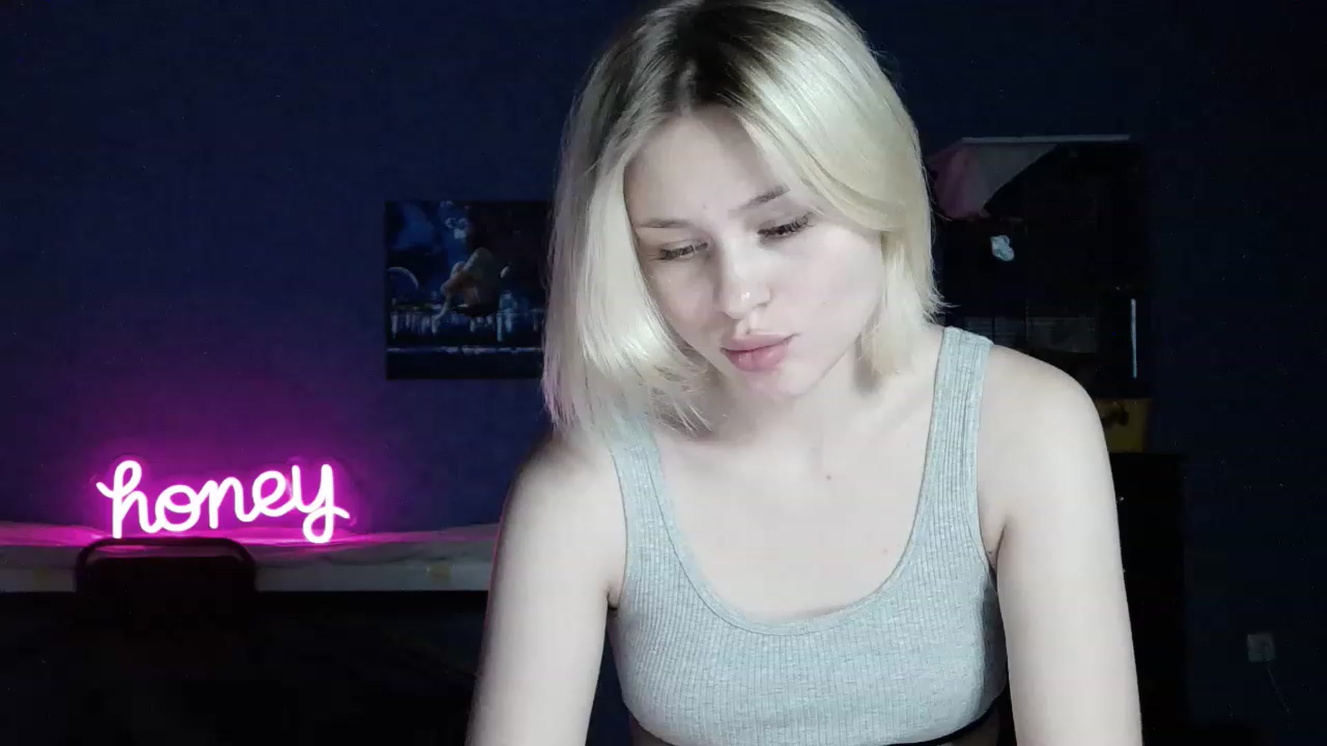 Gallery image thumbnail from StellaSol's myfreecams stream on, 07/08/2023, 20:42 image 14 of 20