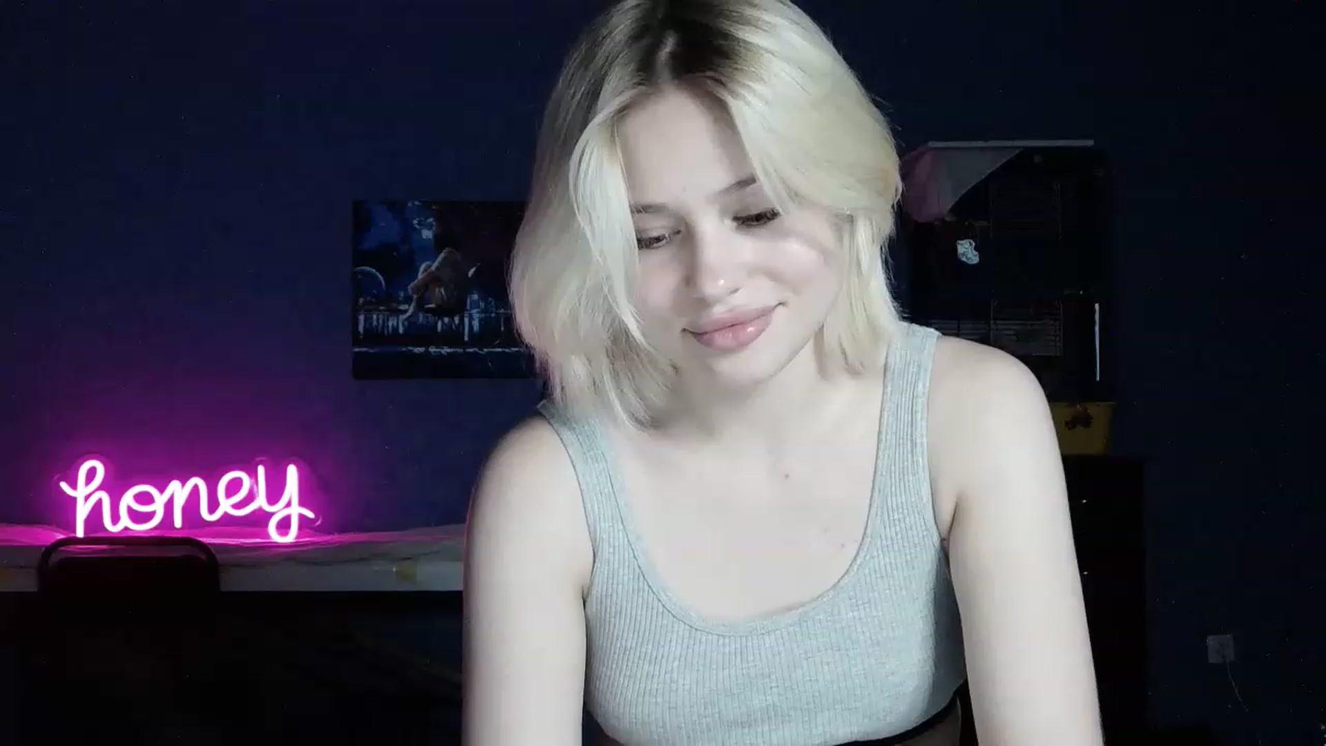 Gallery image thumbnail from StellaSol's myfreecams stream on, 07/08/2023, 20:42 image 16 of 20