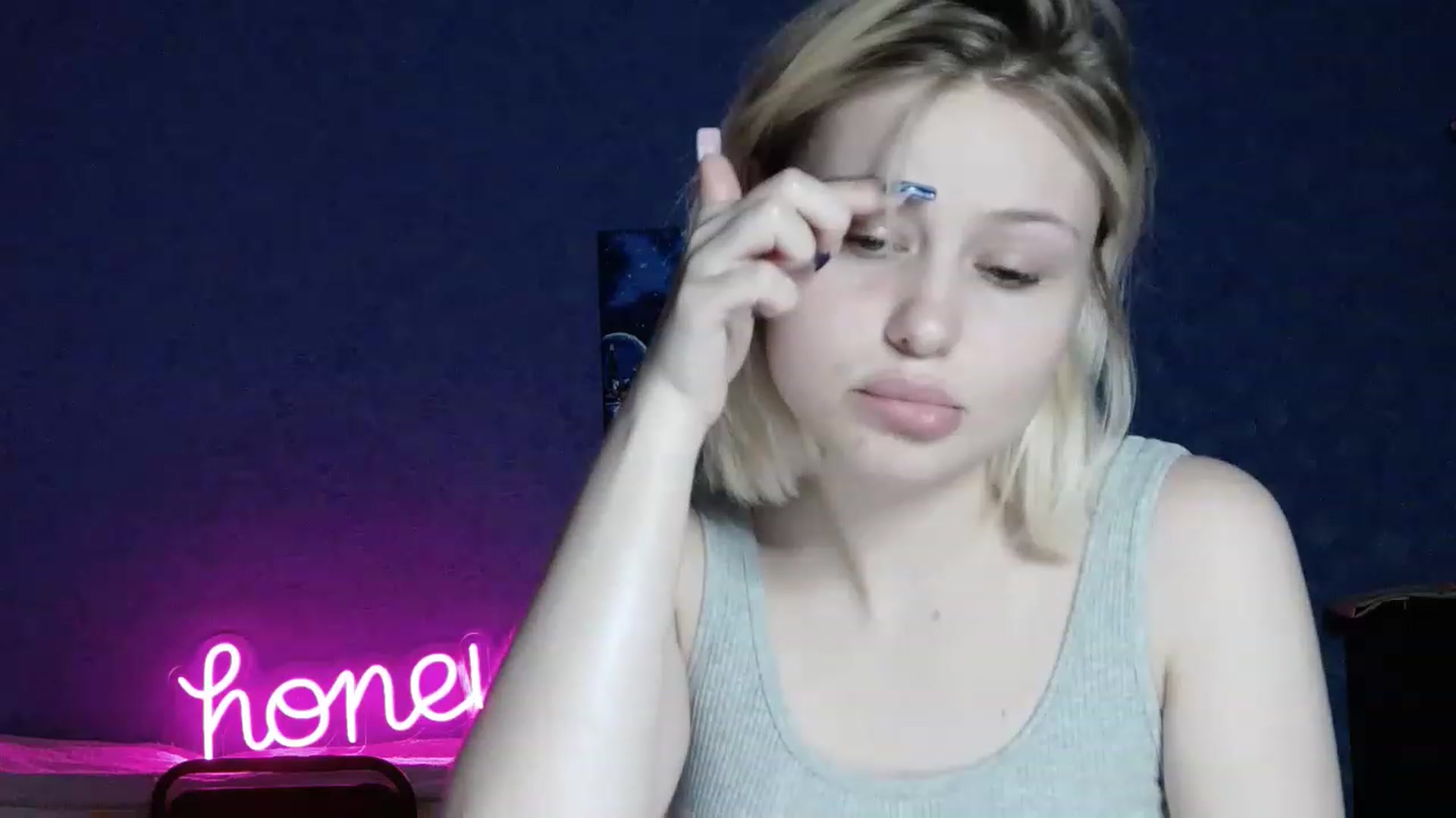 Gallery image thumbnail from StellaSol's myfreecams stream on, 07/08/2023, 21:10 image 9 of 20