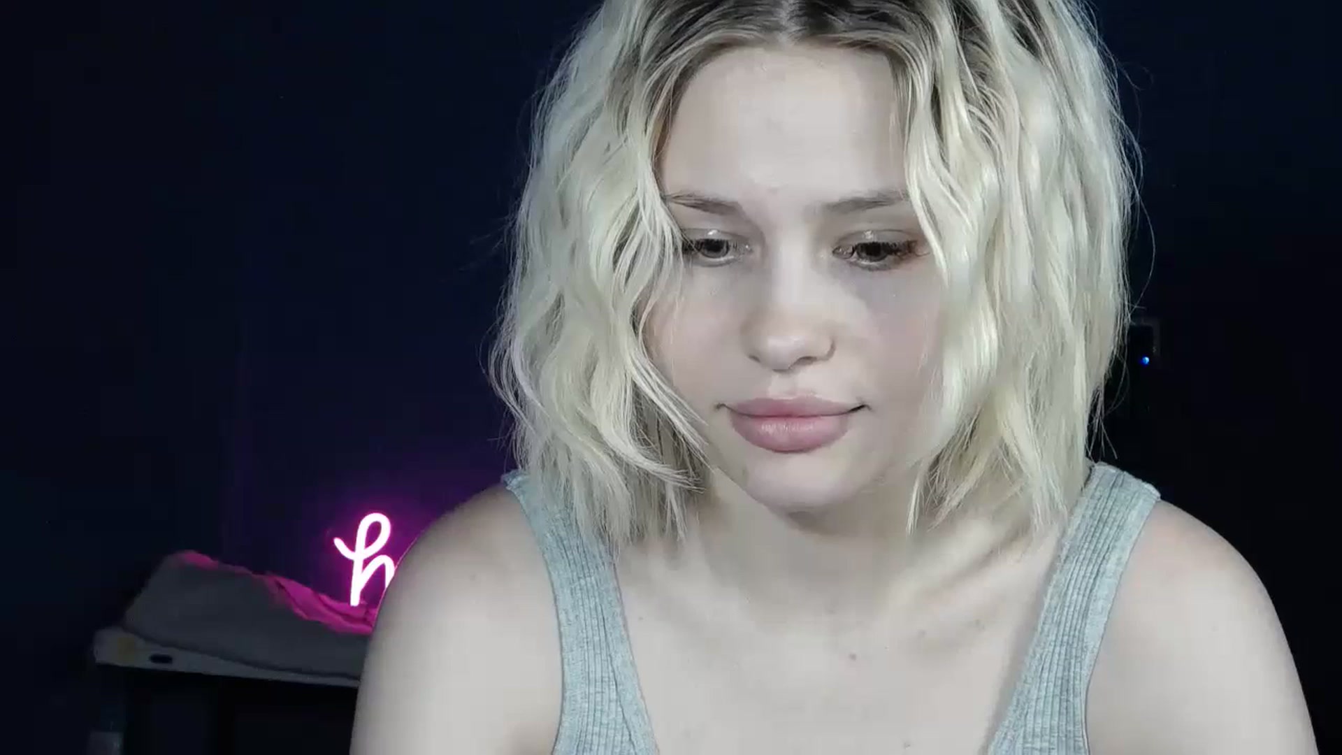 Gallery image thumbnail from StellaSol's myfreecams stream on, 07/10/2023, 23:20 image 18 of 20