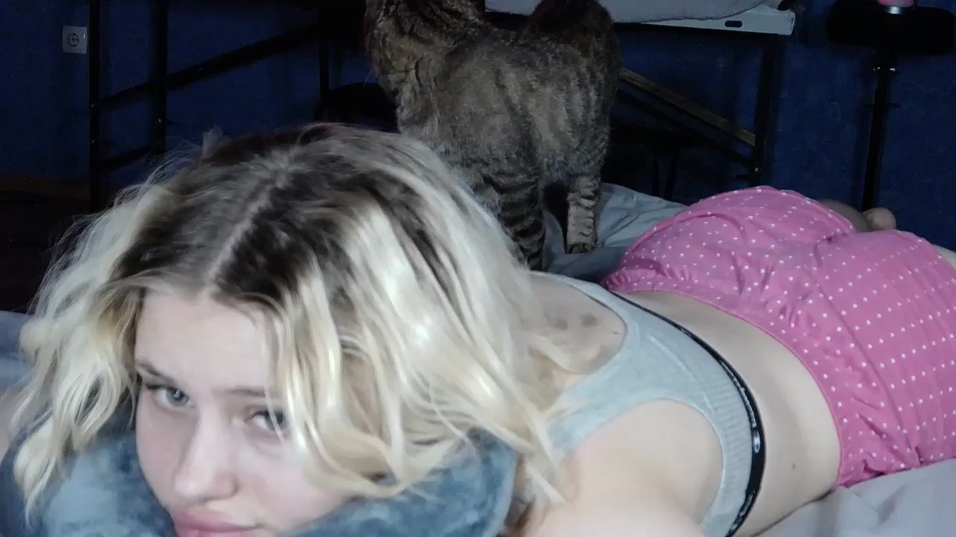 Gallery image thumbnail from StellaSol's myfreecams stream on, 07/10/2023, 23:20 image 2 of 20