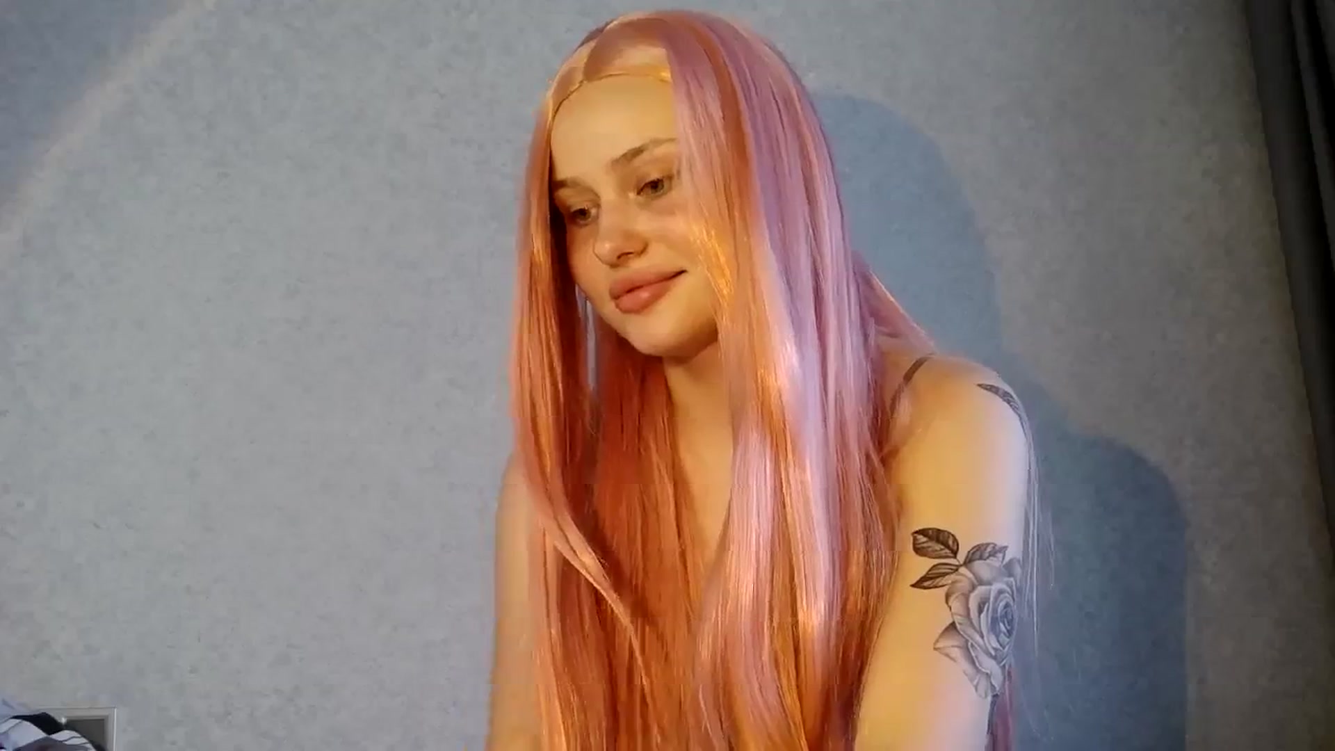 Gallery image thumbnail from StellaSol's myfreecams stream on, 09/13/2023, 15:35 image 17 of 20