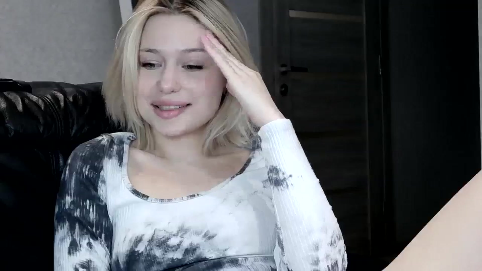 Gallery image thumbnail from StellaSol's myfreecams stream on, 09/18/2023, 17:59 image 3 of 20