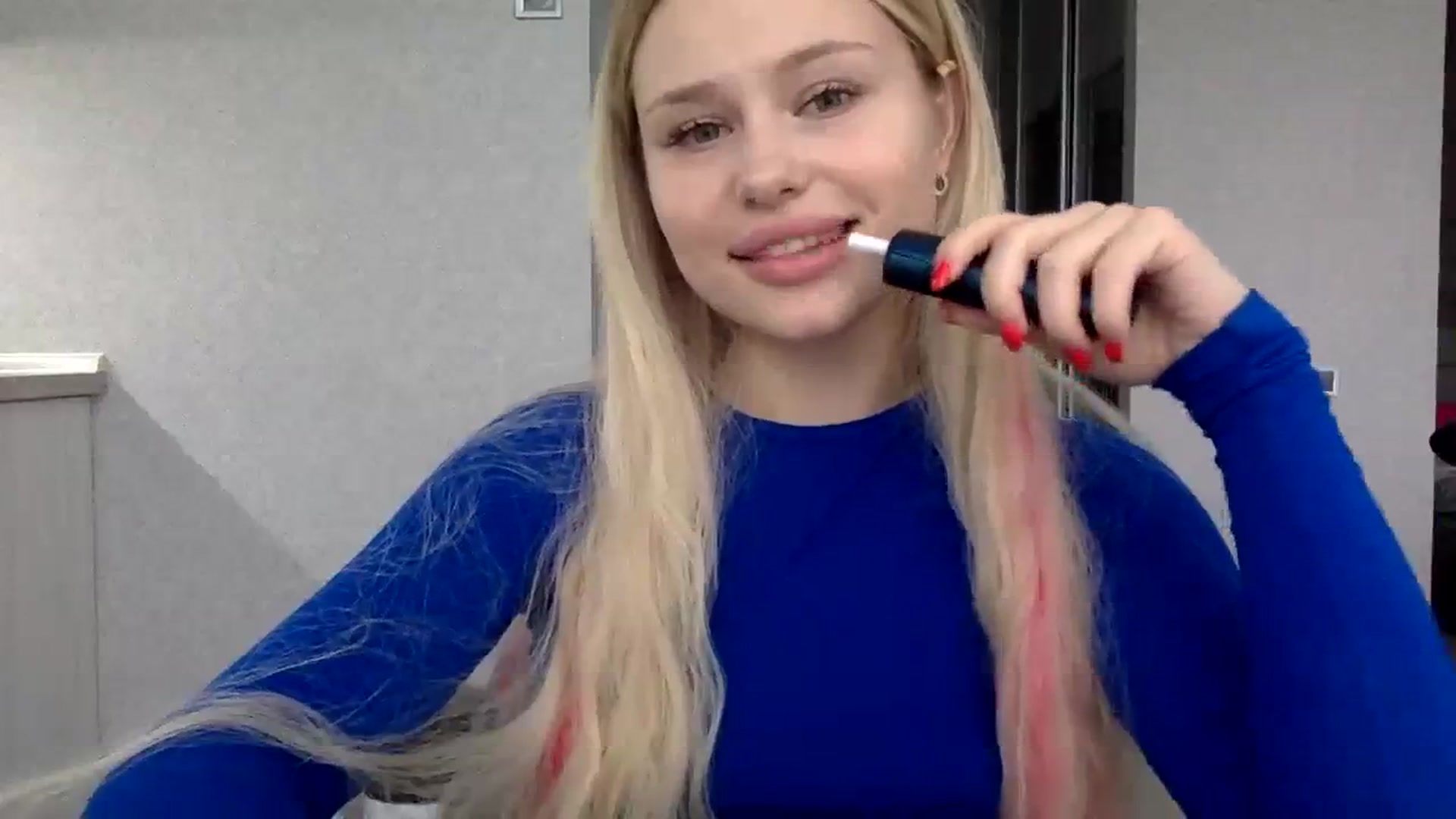 Gallery image thumbnail from StellaSol's myfreecams stream on, 10/25/2023, 12:36 image 7 of 20