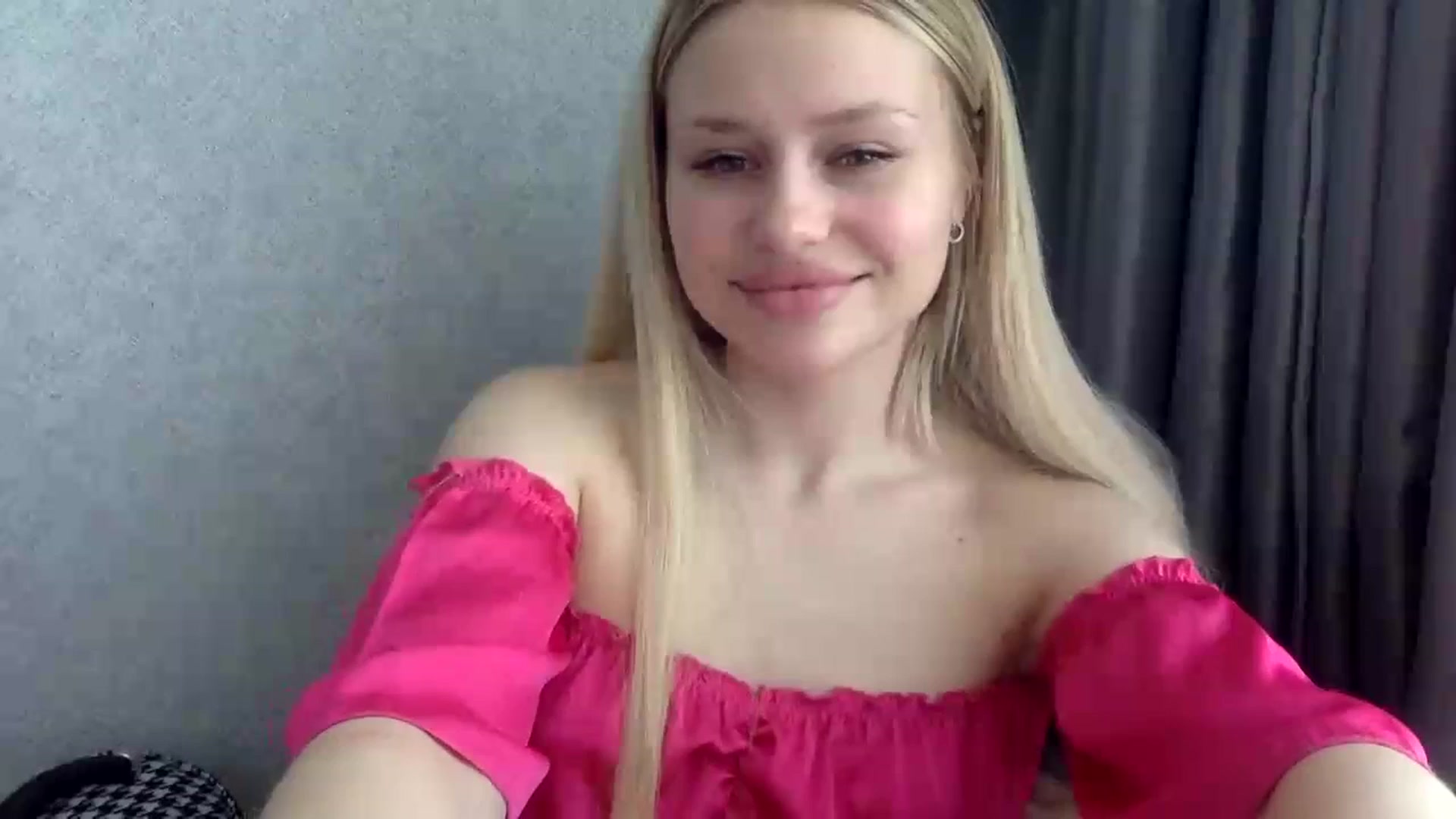 Gallery image thumbnail from StellaSol's myfreecams stream on, 11/10/2023, 10:01 image 6 of 20