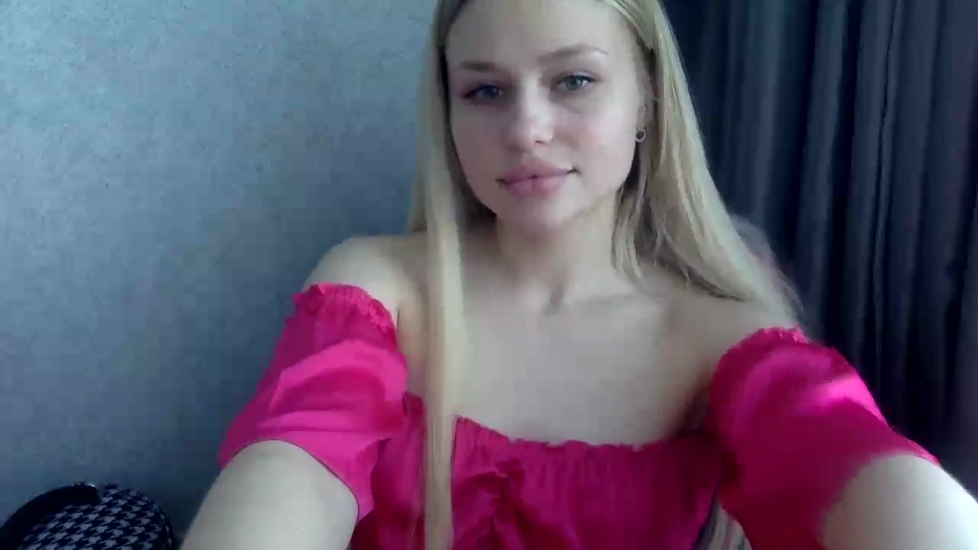 Gallery image thumbnail from StellaSol's myfreecams stream on, 11/10/2023, 10:01 image 16 of 20