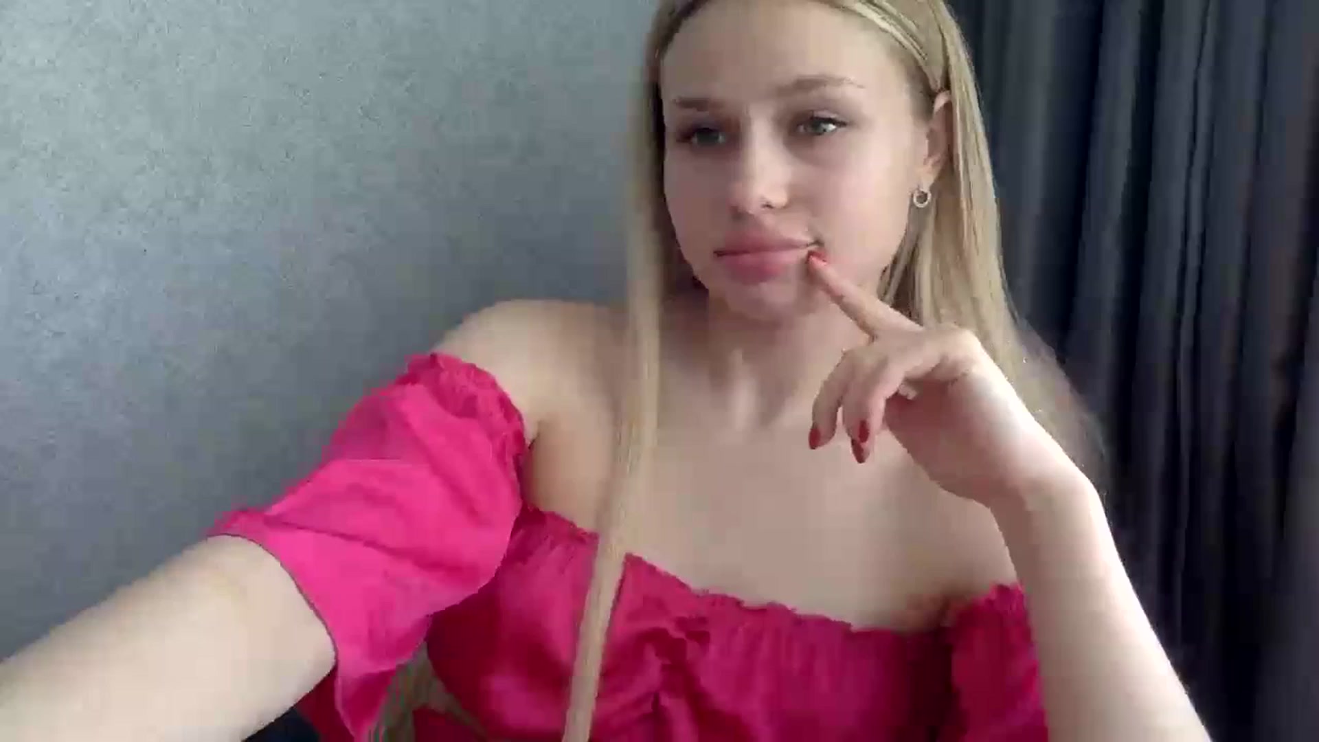 Gallery image thumbnail from StellaSol's myfreecams stream on, 11/10/2023, 10:01 image 20 of 20