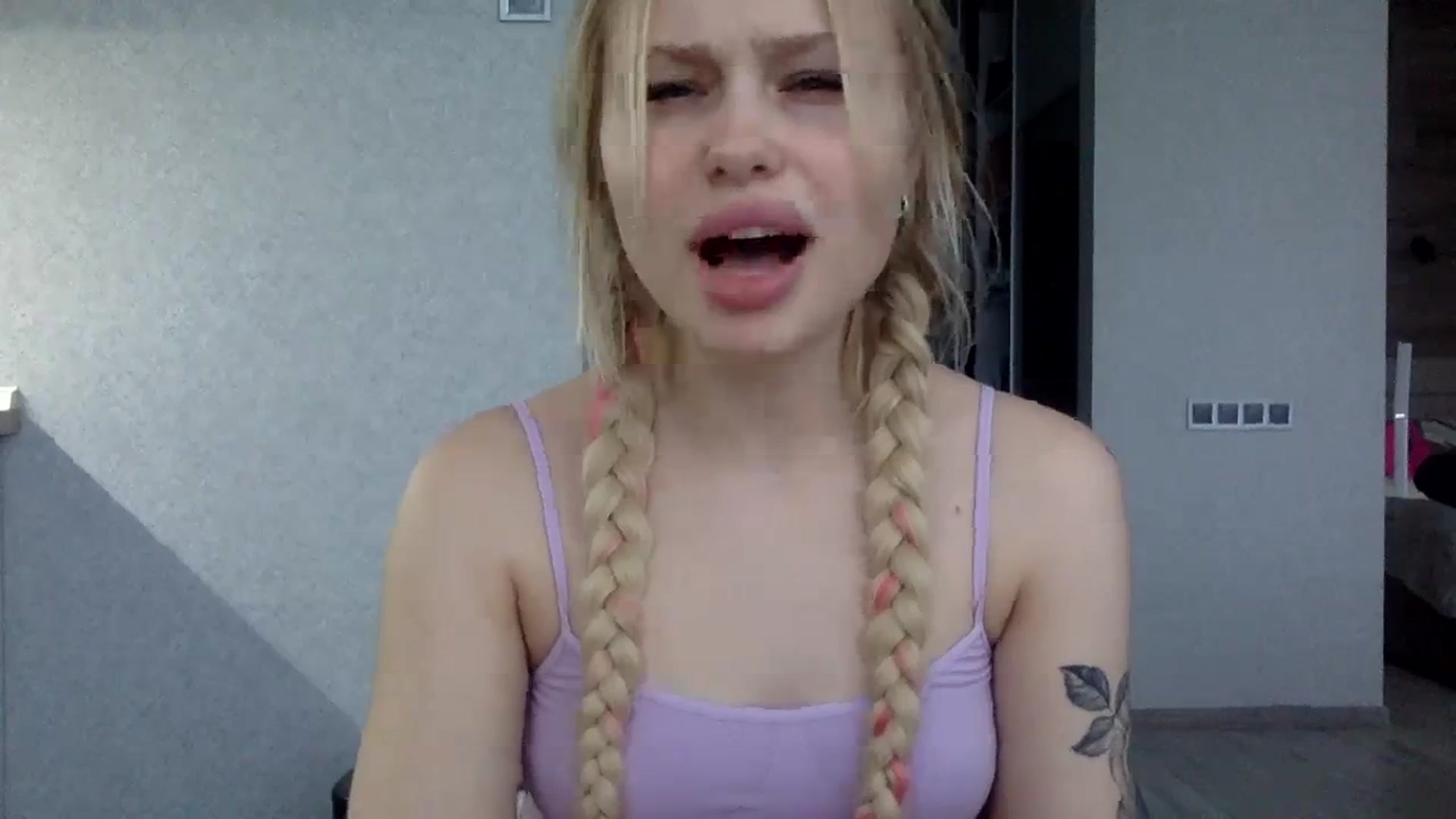 Gallery image thumbnail from StellaSol's myfreecams stream on, 11/11/2023, 14:58 image 10 of 20