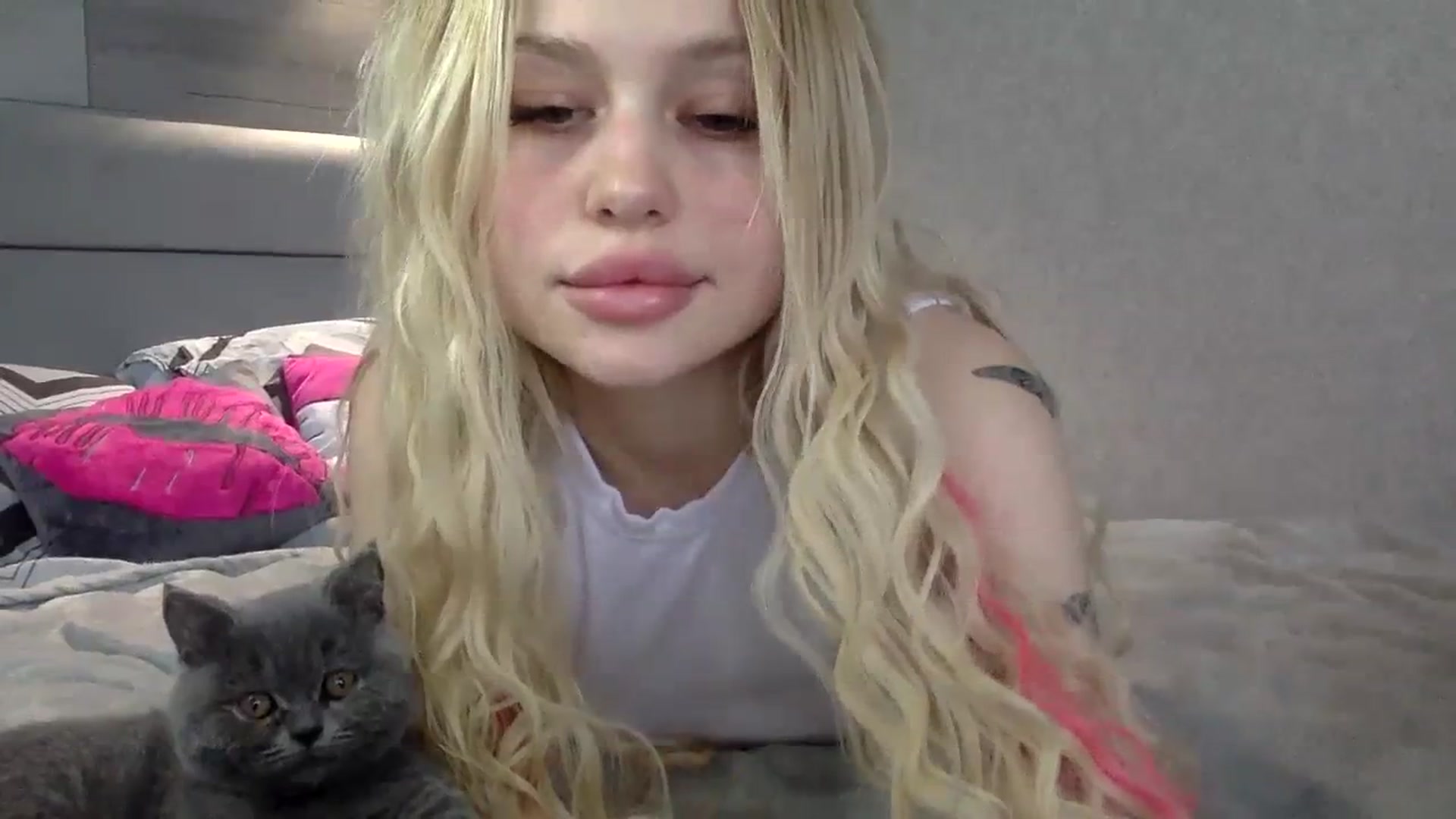 Gallery image thumbnail from StellaSol's myfreecams stream on, 11/12/2023, 13:00 image 4 of 20