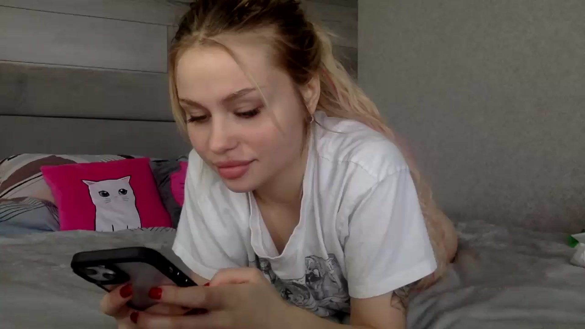 Gallery image thumbnail from StellaSol's myfreecams stream on, 11/13/2023, 13:40 image 6 of 20