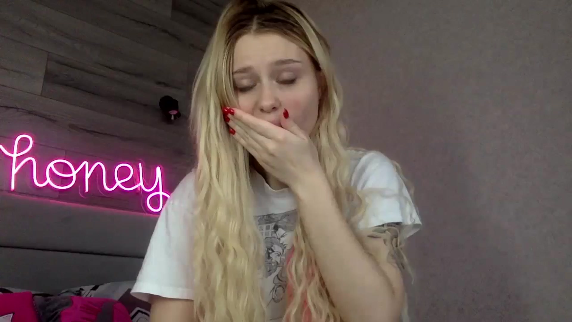 Gallery image thumbnail from StellaSol's myfreecams stream on, 11/13/2023, 14:07 image 19 of 20