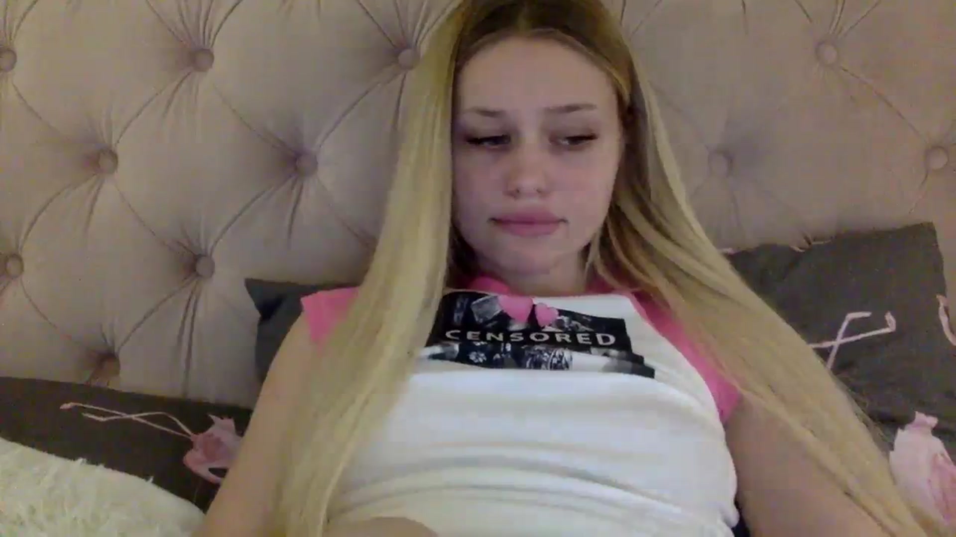 Gallery image thumbnail from StellaSol's myfreecams stream on, 12/14/2023, 11:45 image 4 of 20