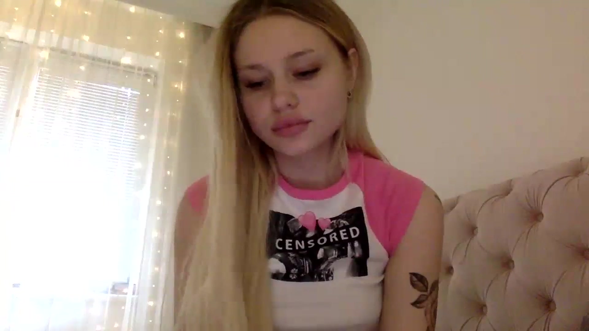 Gallery image thumbnail from StellaSol's myfreecams stream on, 12/14/2023, 11:45 image 19 of 20