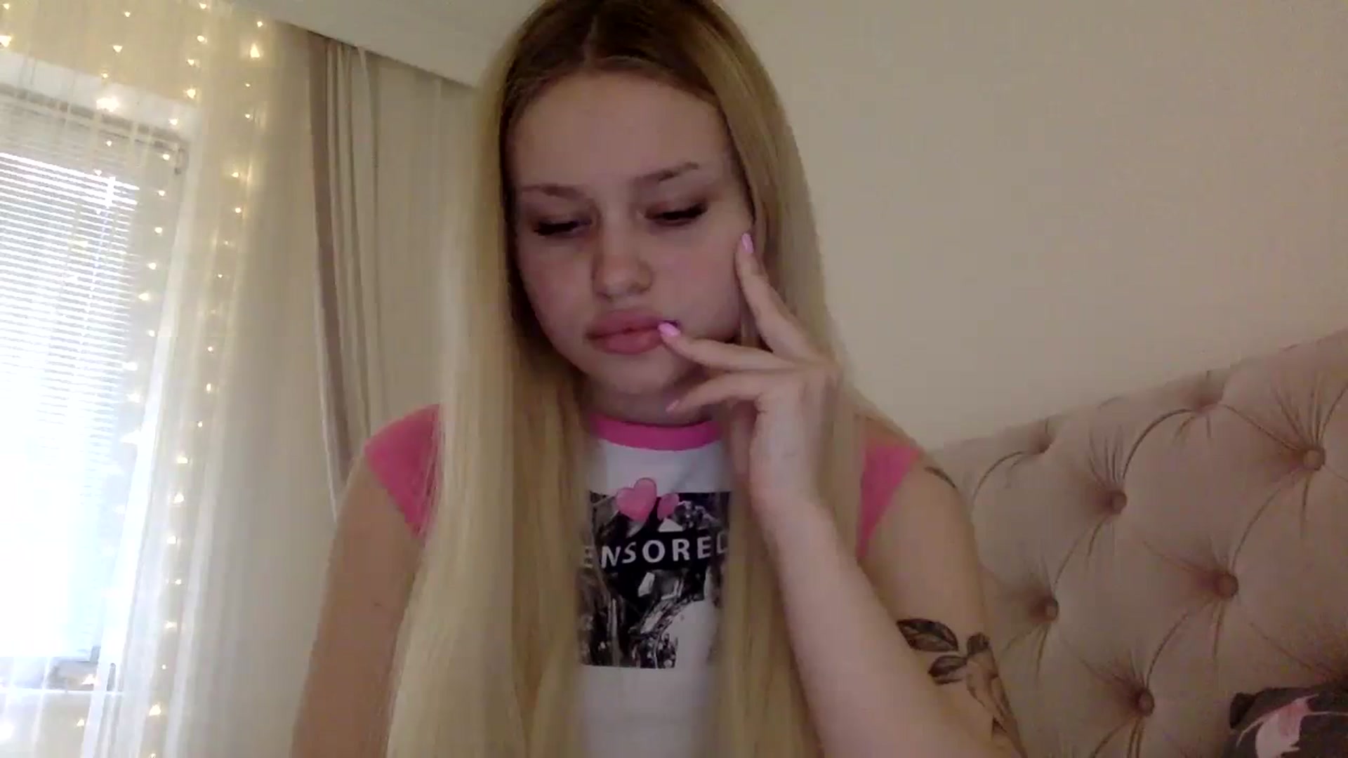 Gallery image thumbnail from StellaSol's myfreecams stream on, 12/14/2023, 12:13 image 2 of 20