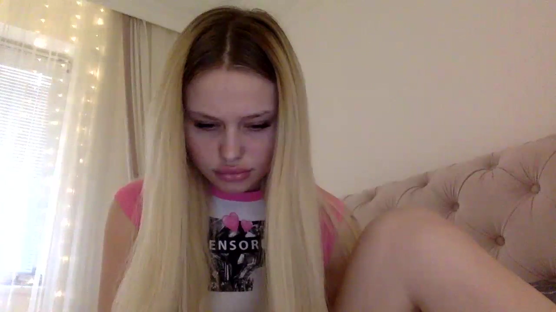 Gallery image thumbnail from StellaSol's myfreecams stream on, 12/14/2023, 12:13 image 9 of 20