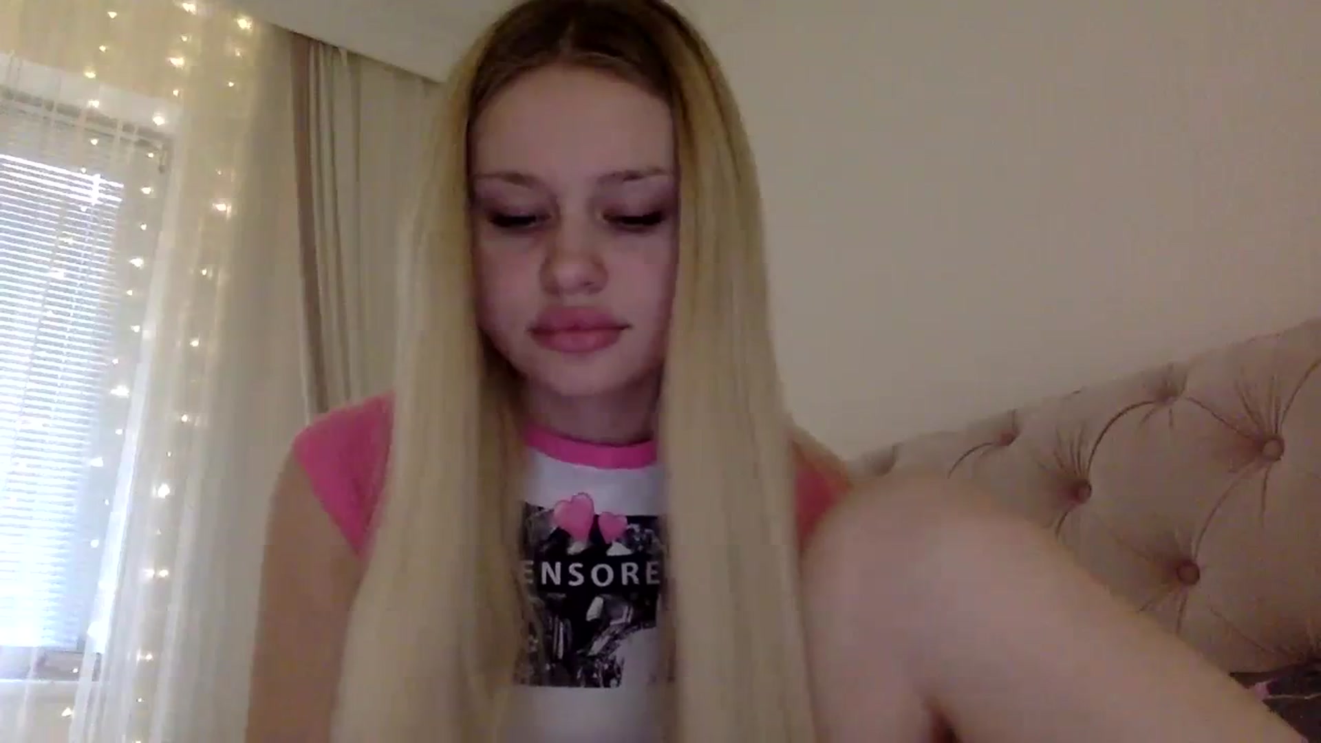 Gallery image thumbnail from StellaSol's myfreecams stream on, 12/14/2023, 12:13 image 6 of 20