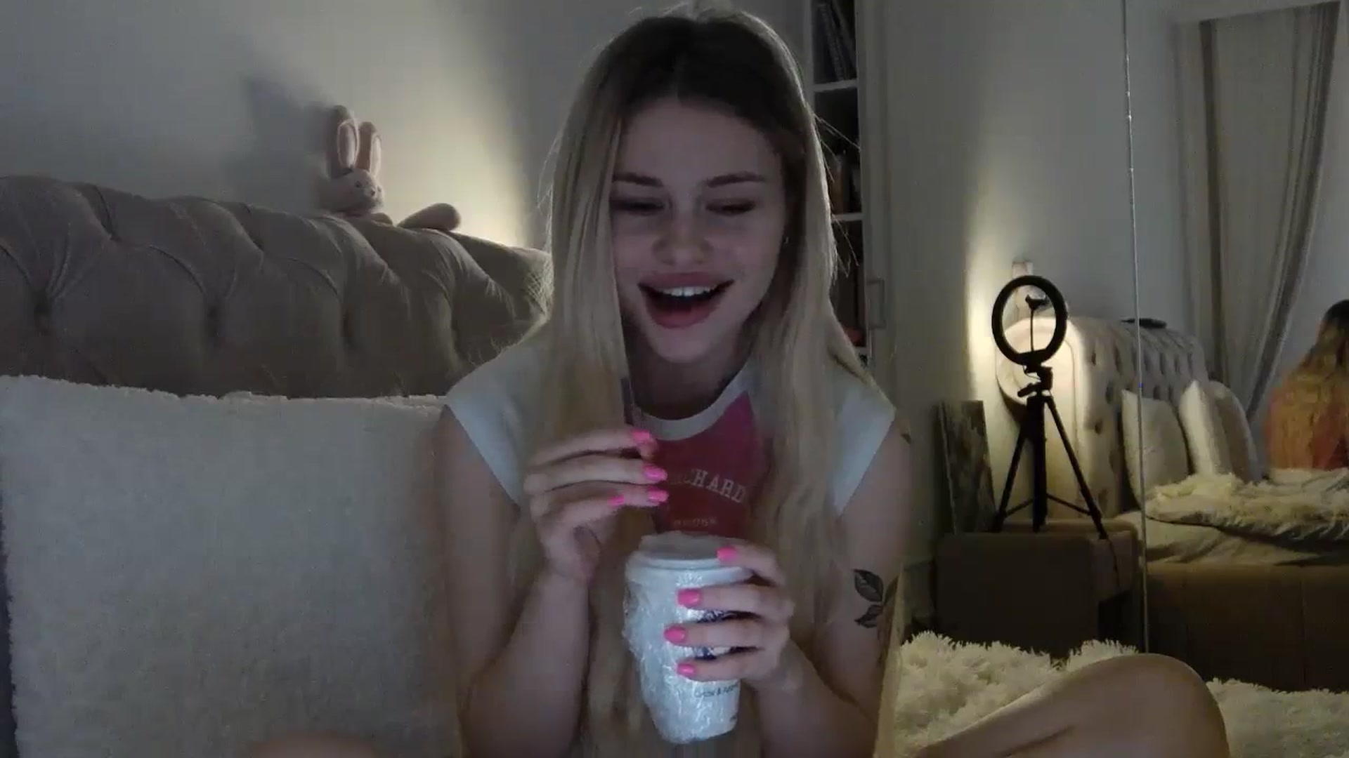 Gallery image thumbnail from StellaSol's myfreecams stream on, 01/08/2024, 10:56 image 11 of 20
