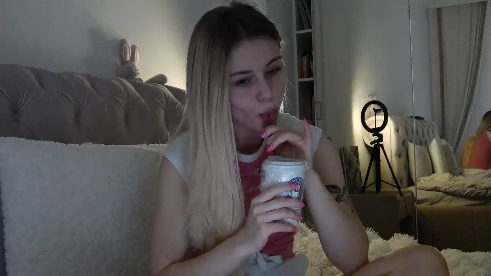 Gallery image thumbnail from StellaSol's myfreecams stream on, 01/08/2024, 10:56 image 13 of 20