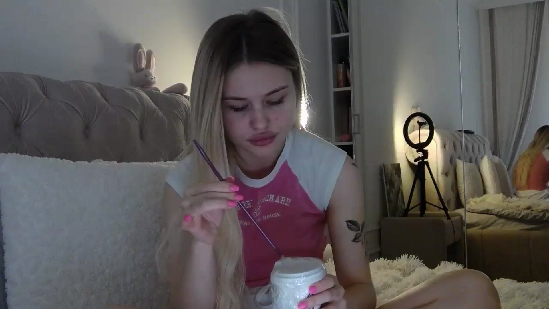 Gallery image thumbnail from StellaSol's myfreecams stream on, 01/08/2024, 10:56 image 12 of 20