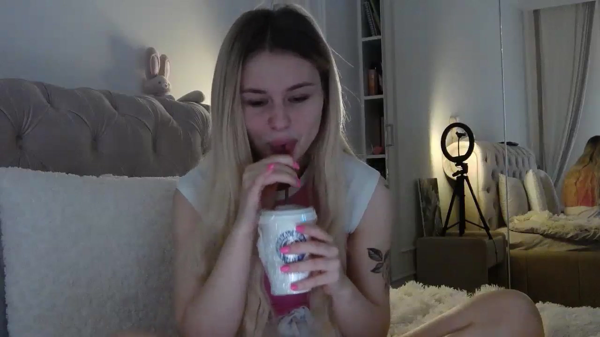 Gallery image thumbnail from StellaSol's myfreecams stream on, 01/08/2024, 10:56 image 9 of 20