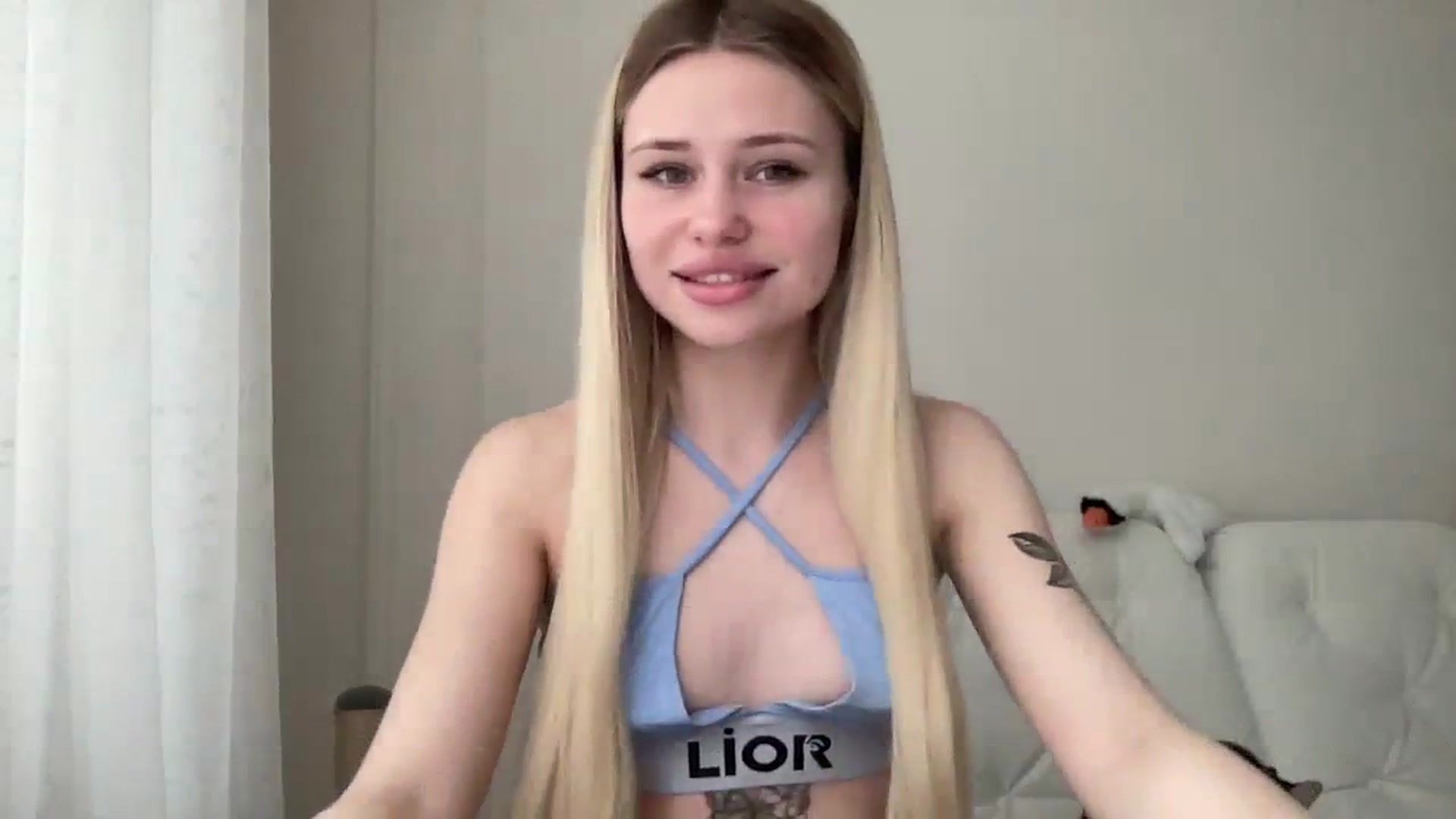 Gallery image thumbnail from StellaSol's myfreecams stream on, 01/13/2024, 09:28 image 17 of 20