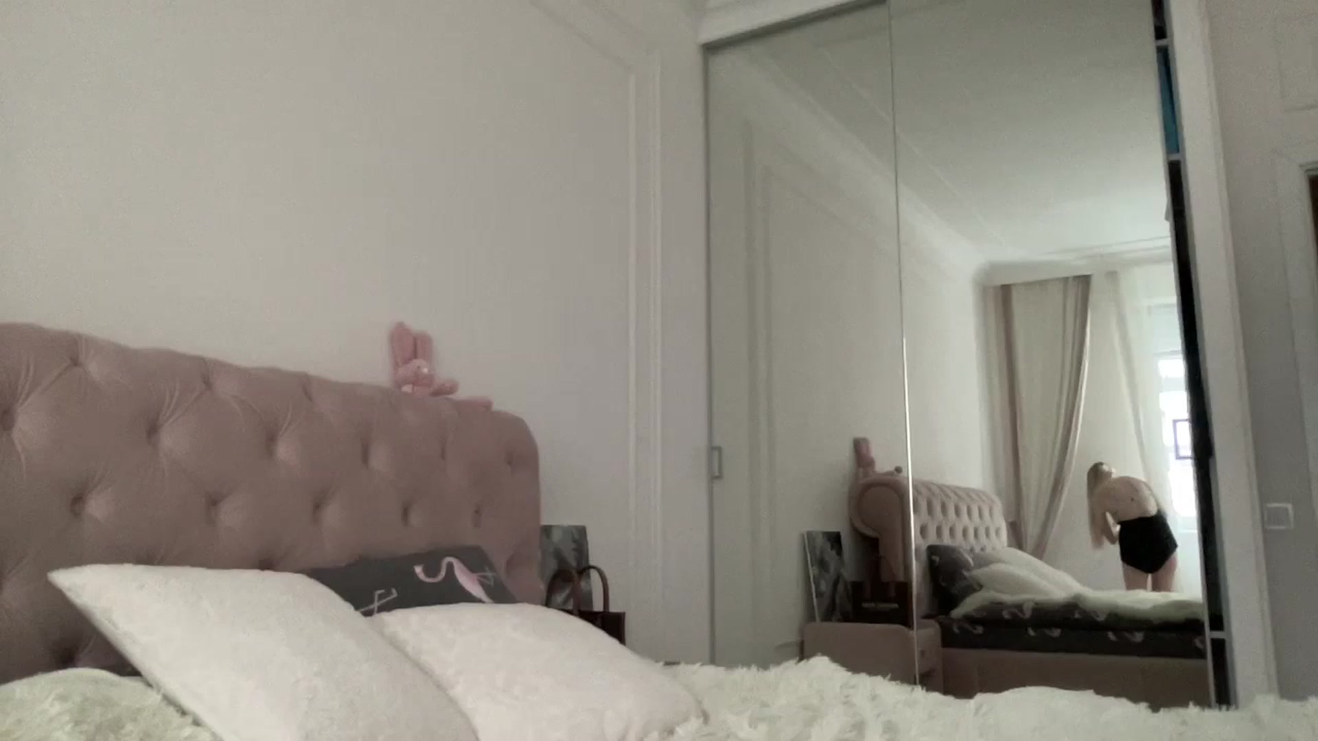 Gallery image thumbnail from StellaSol's myfreecams stream on, 01/13/2024, 13:02 image 7 of 20