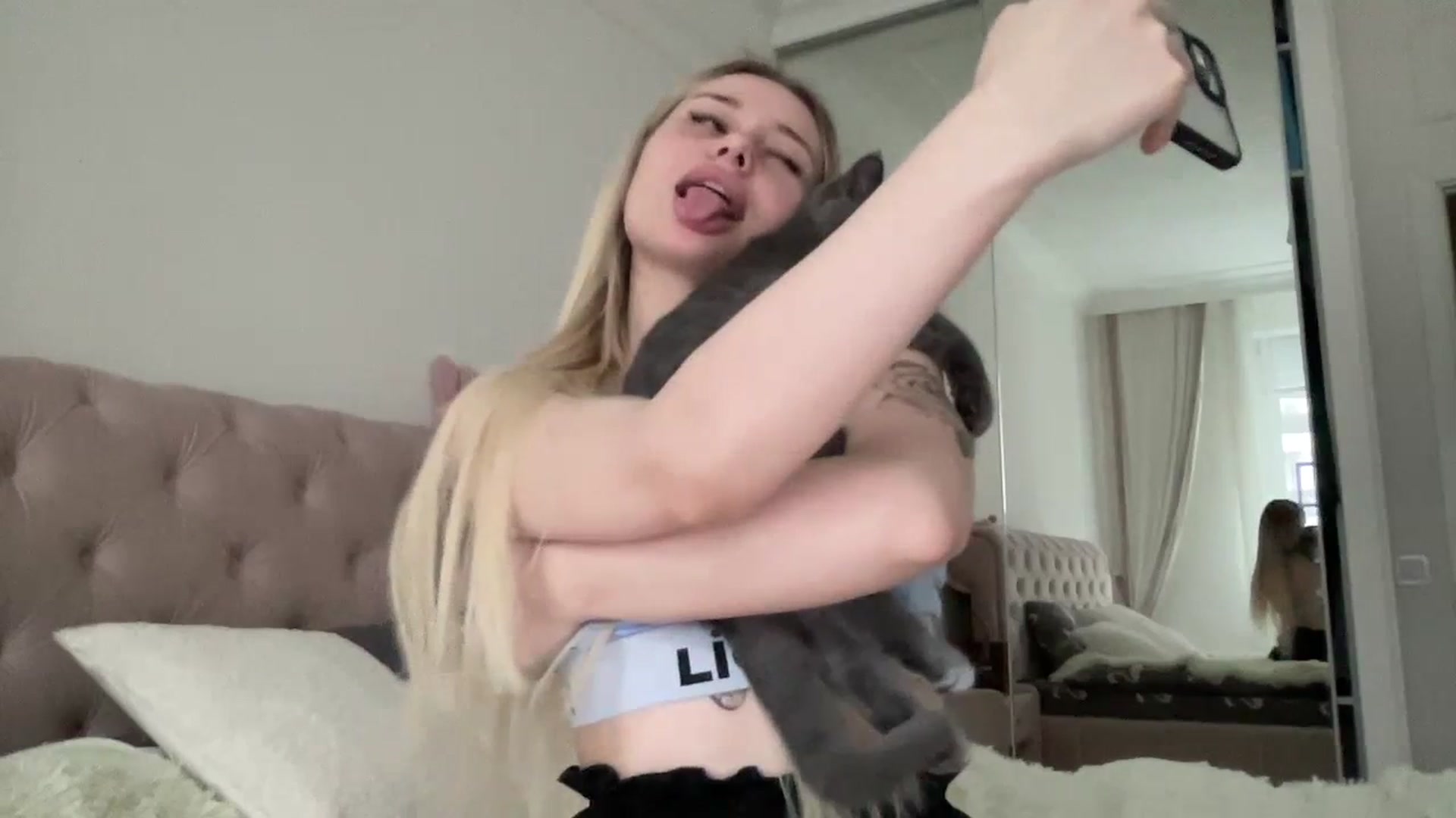 Gallery image thumbnail from StellaSol's myfreecams stream on, 01/13/2024, 13:02 image 3 of 20