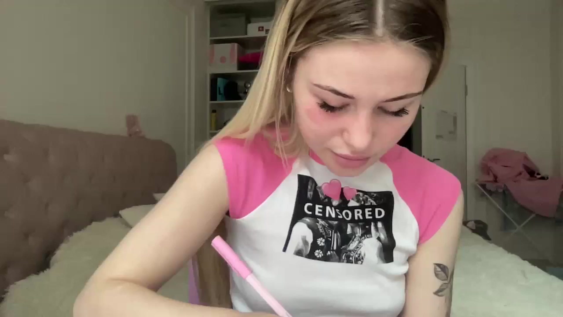 Gallery image thumbnail from StellaSol's myfreecams stream on, 01/27/2024, 08:07 image 5 of 20