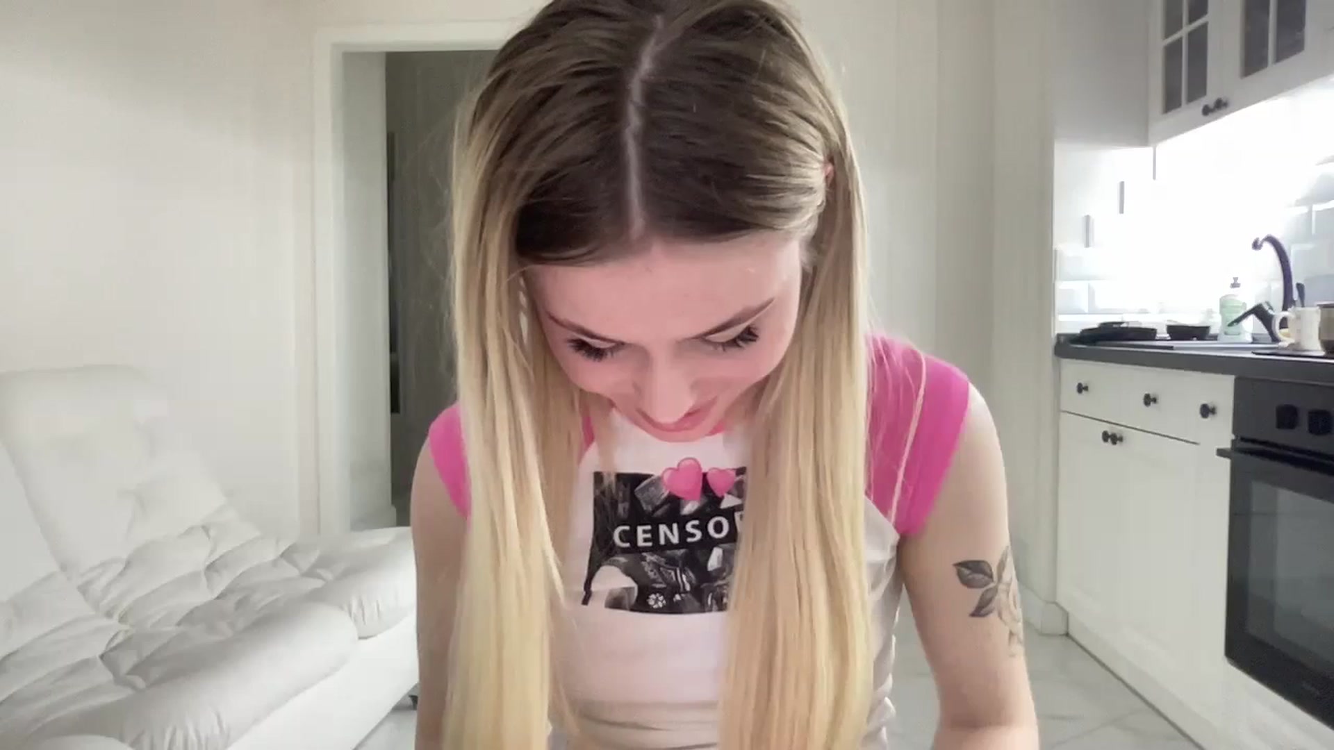 Gallery image thumbnail from StellaSol's myfreecams stream on, 01/27/2024, 13:53 image 12 of 20