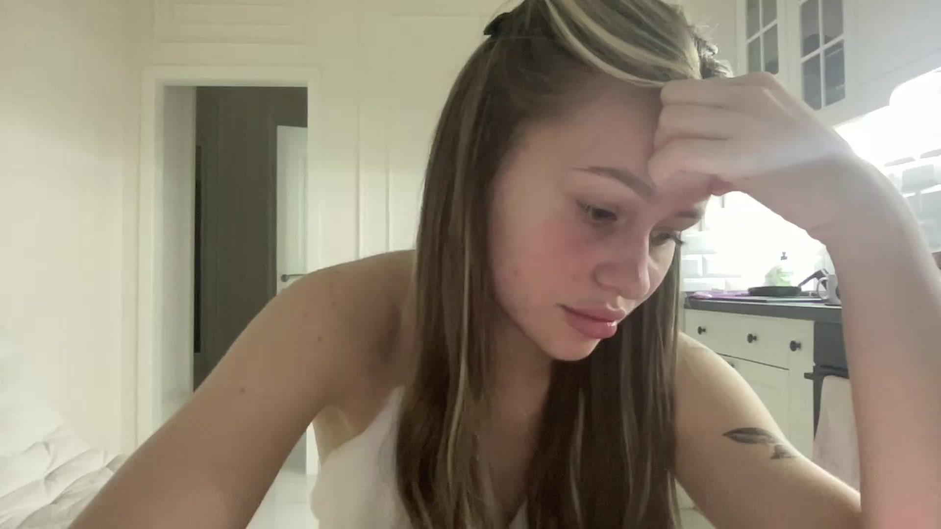Gallery image thumbnail from StellaSol's myfreecams stream on, 02/11/2024, 15:03 image 15 of 20